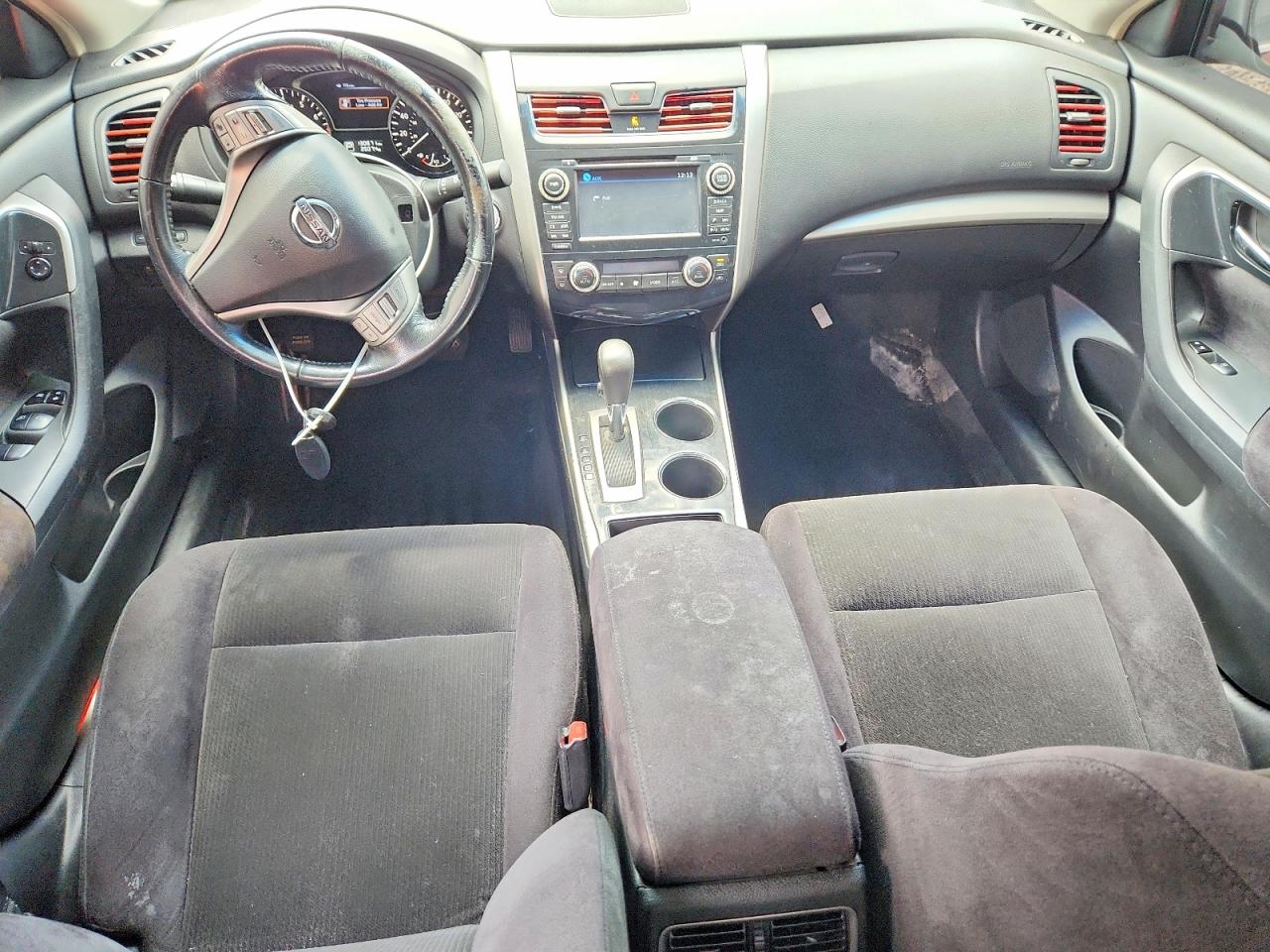 2013 Nissan Altima 2.5 Red vin: 1N4AL3AP4DN436874