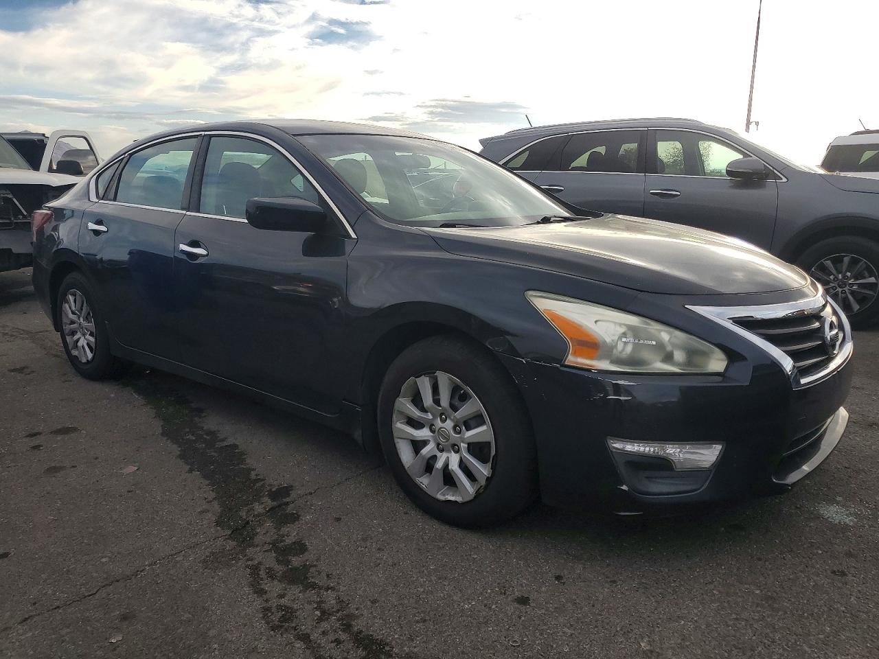 2013 Nissan Altima 2.5 Black vin: 1N4AL3AP4DN441945