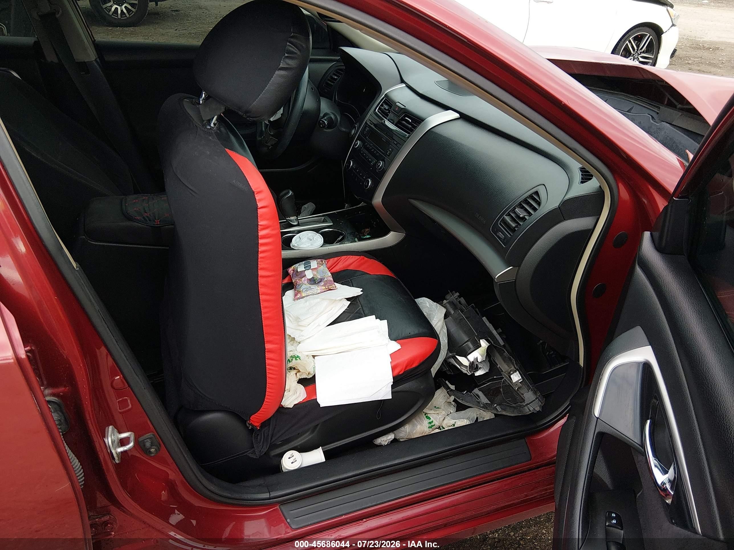 2013 Nissan Altima 2.5 S Red vin: 1N4AL3AP4DN453318