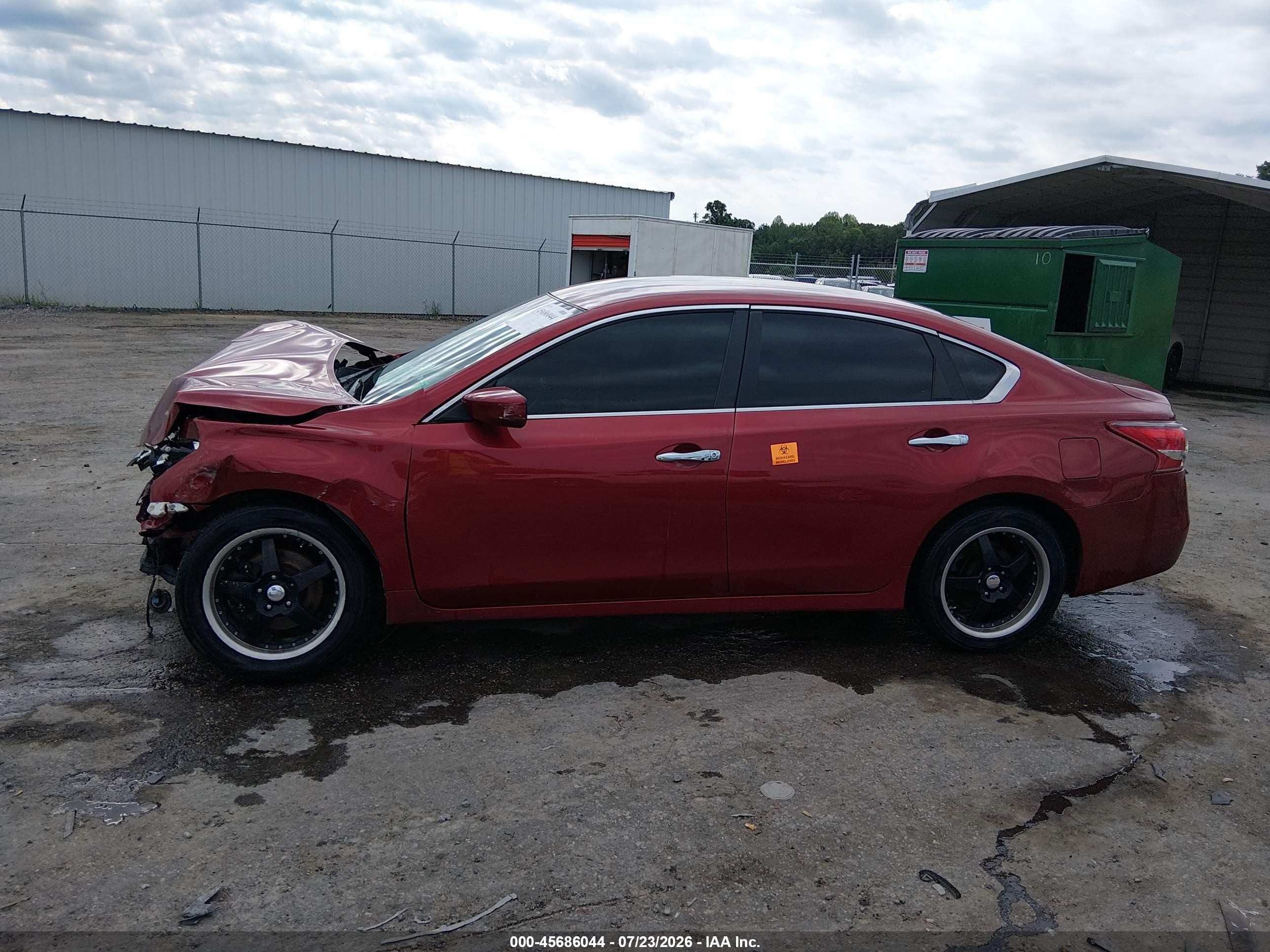 2013 Nissan Altima 2.5 S Red vin: 1N4AL3AP4DN453318