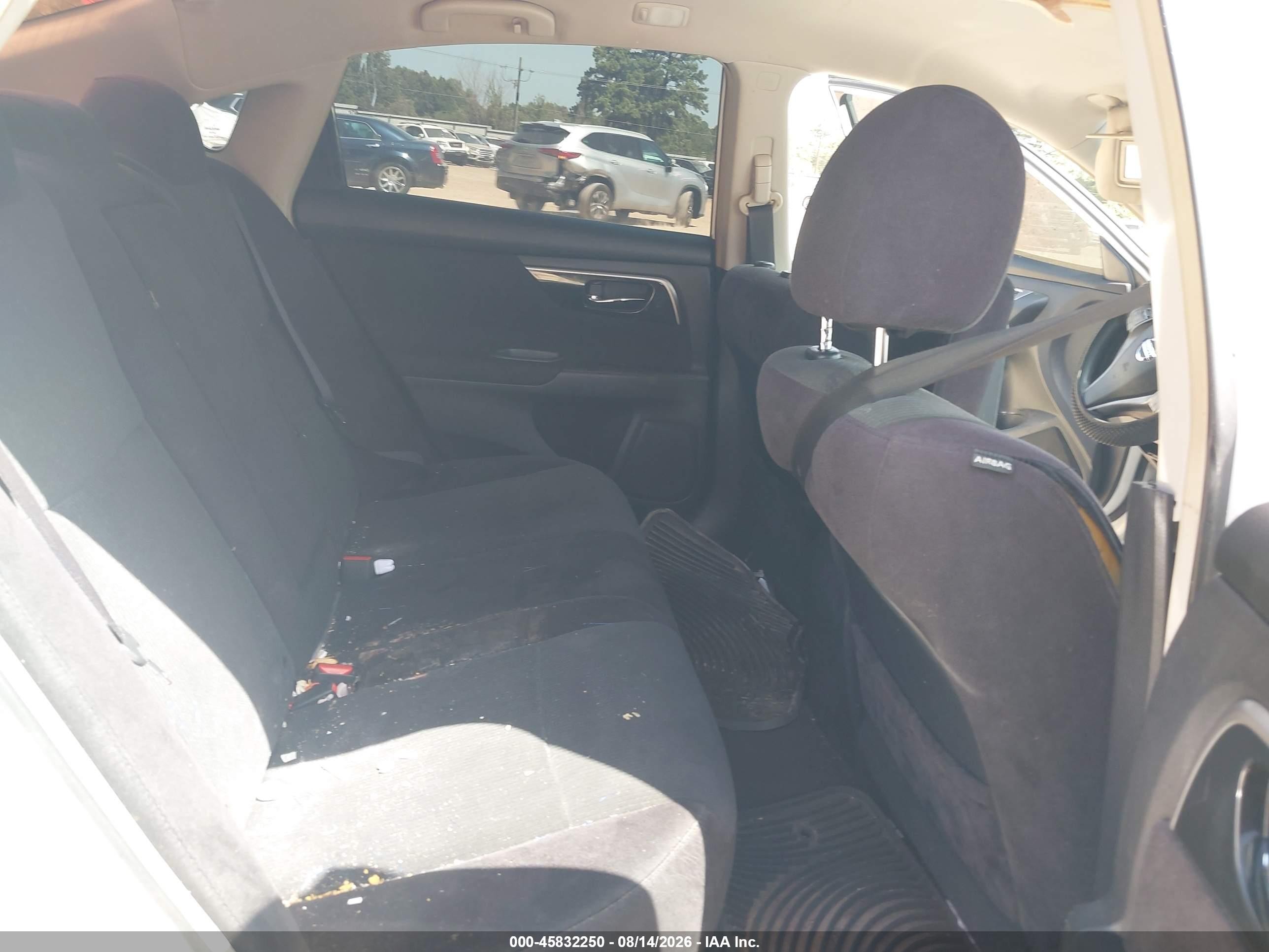 2013 Nissan Altima 2.5 S Белый vin: 1N4AL3AP4DN515459