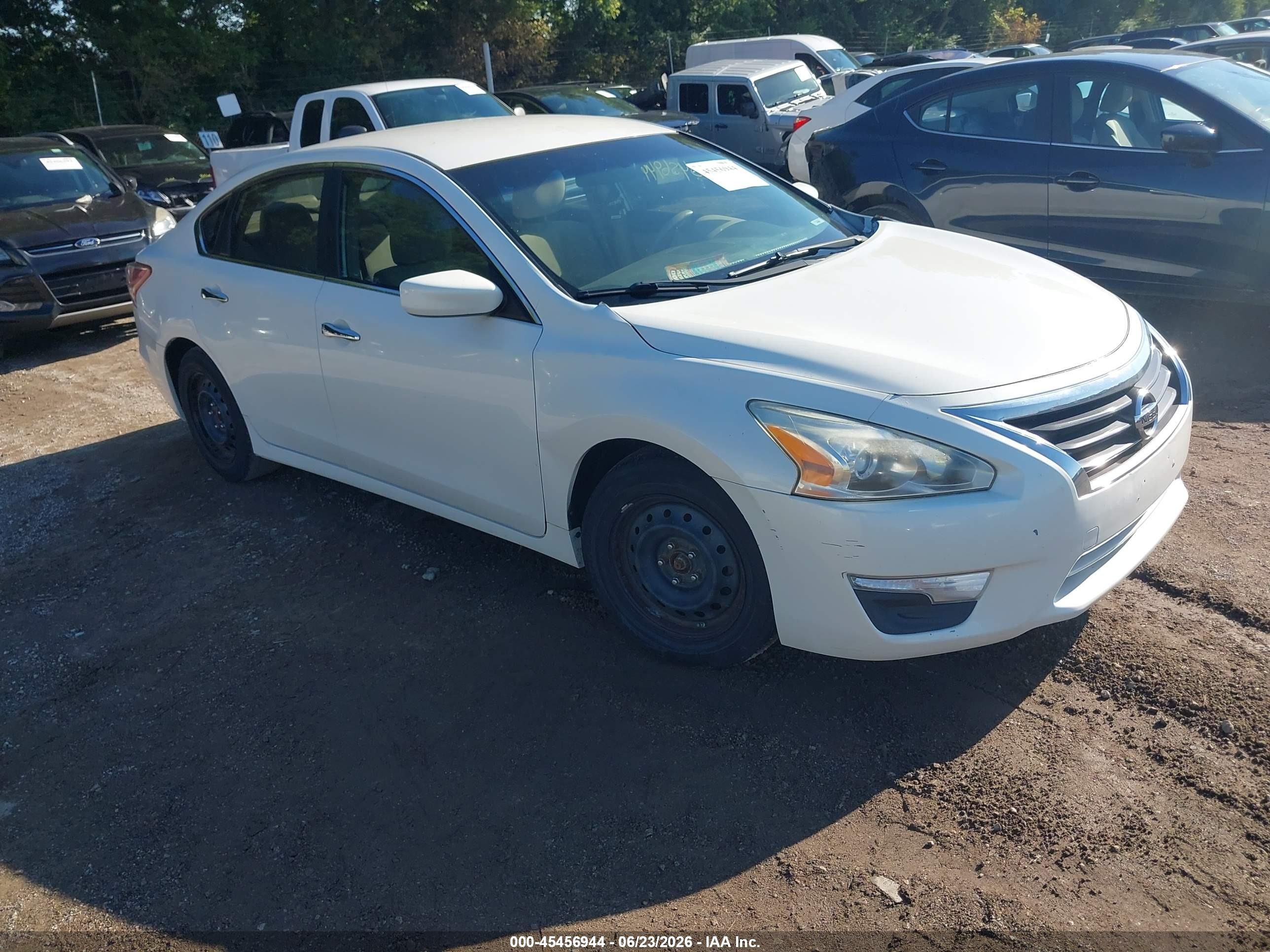 2013 Nissan Altima 2.5 S White vin: 1N4AL3AP4DN519172