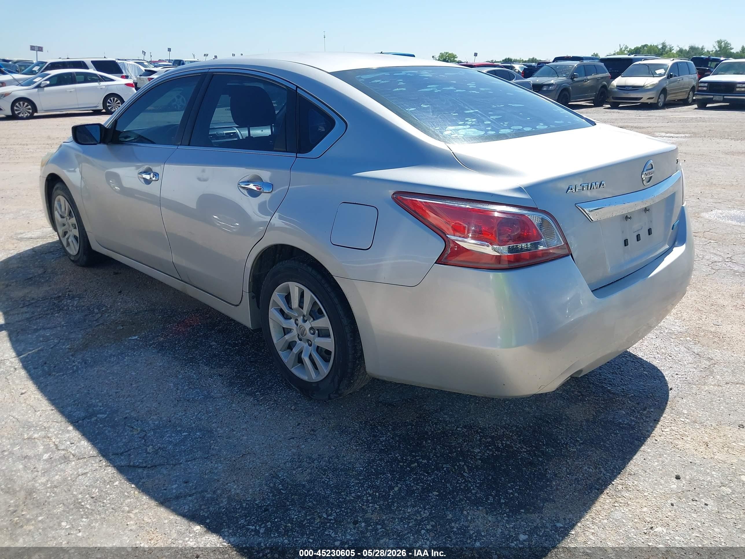 2013 Nissan Altima 2.5 S Silver vin: 1N4AL3AP4DN524341