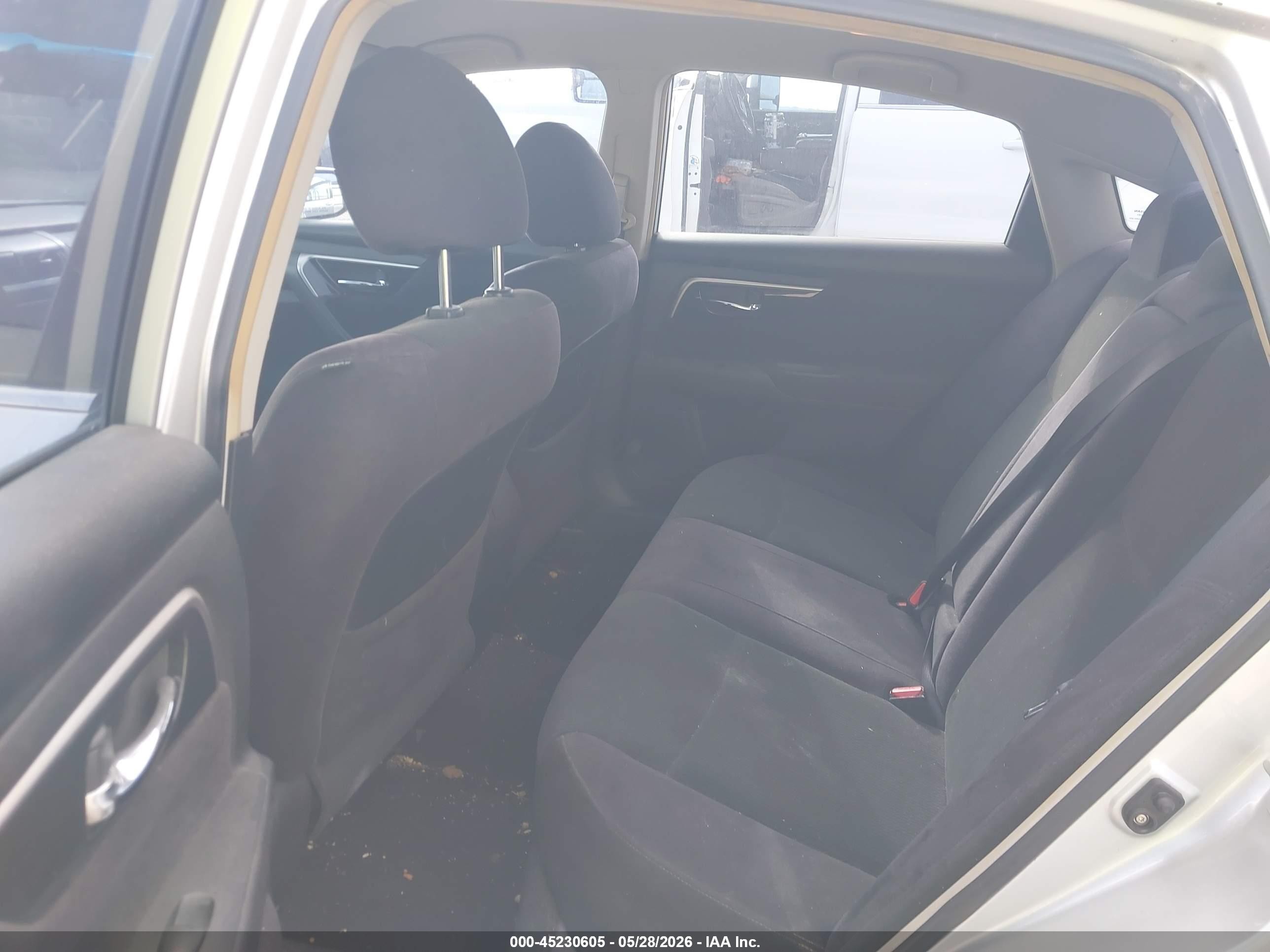 2013 Nissan Altima 2.5 S Silver vin: 1N4AL3AP4DN524341