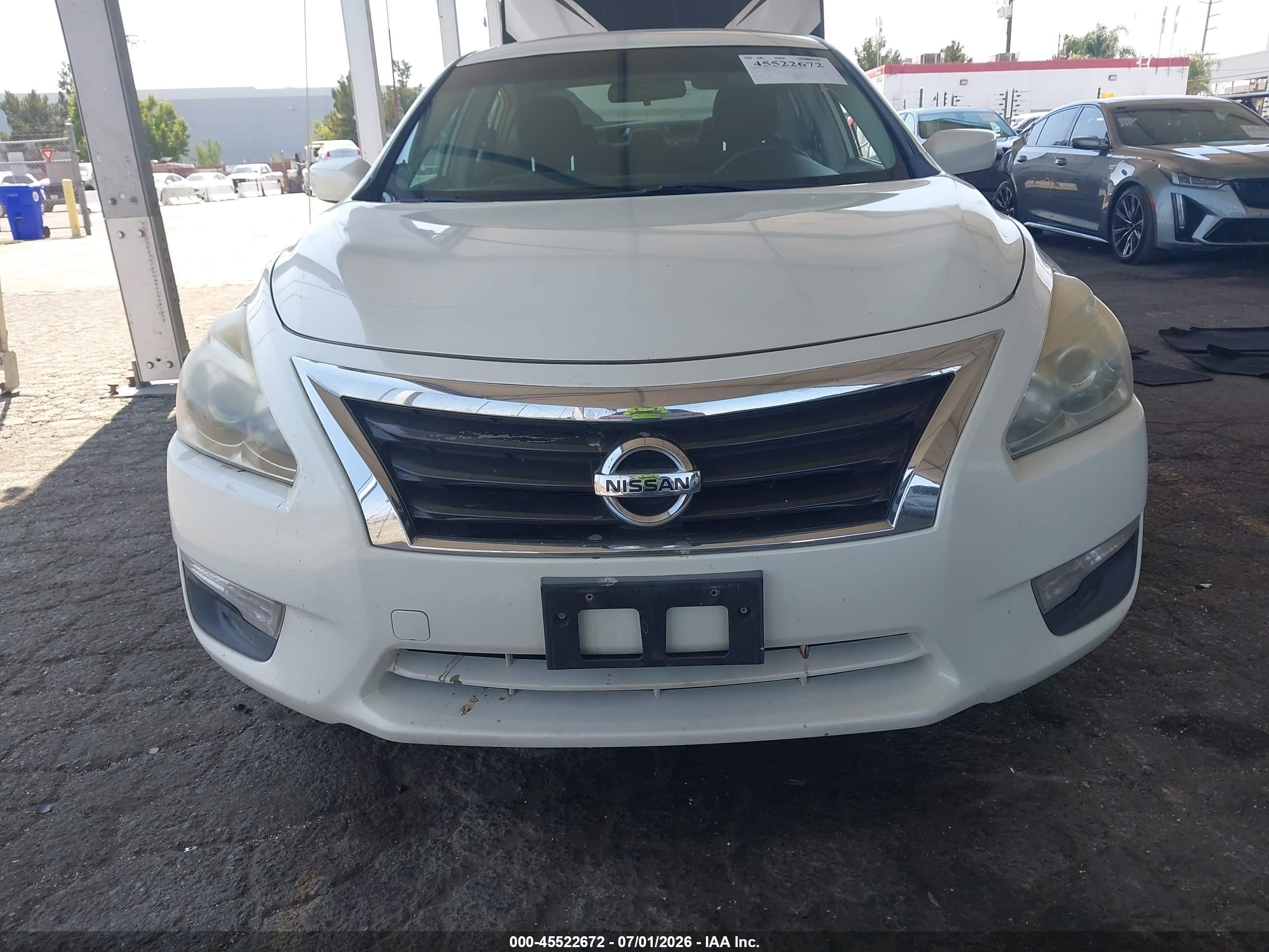 2013 Nissan Altima 2.5 S White vin: 1N4AL3AP4DN532021