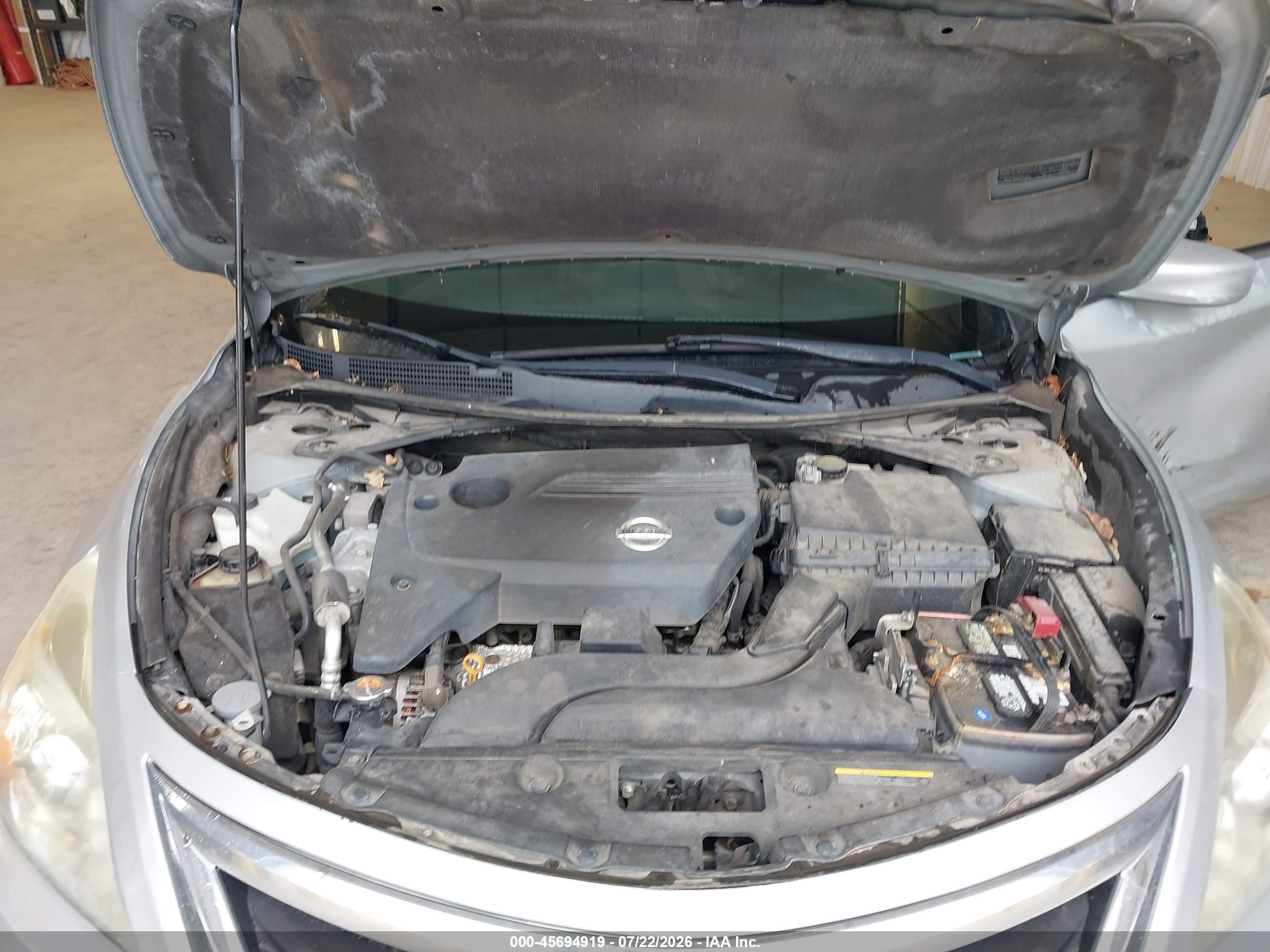 2013 Nissan Altima 2.5 S Silver vin: 1N4AL3AP4DN555976