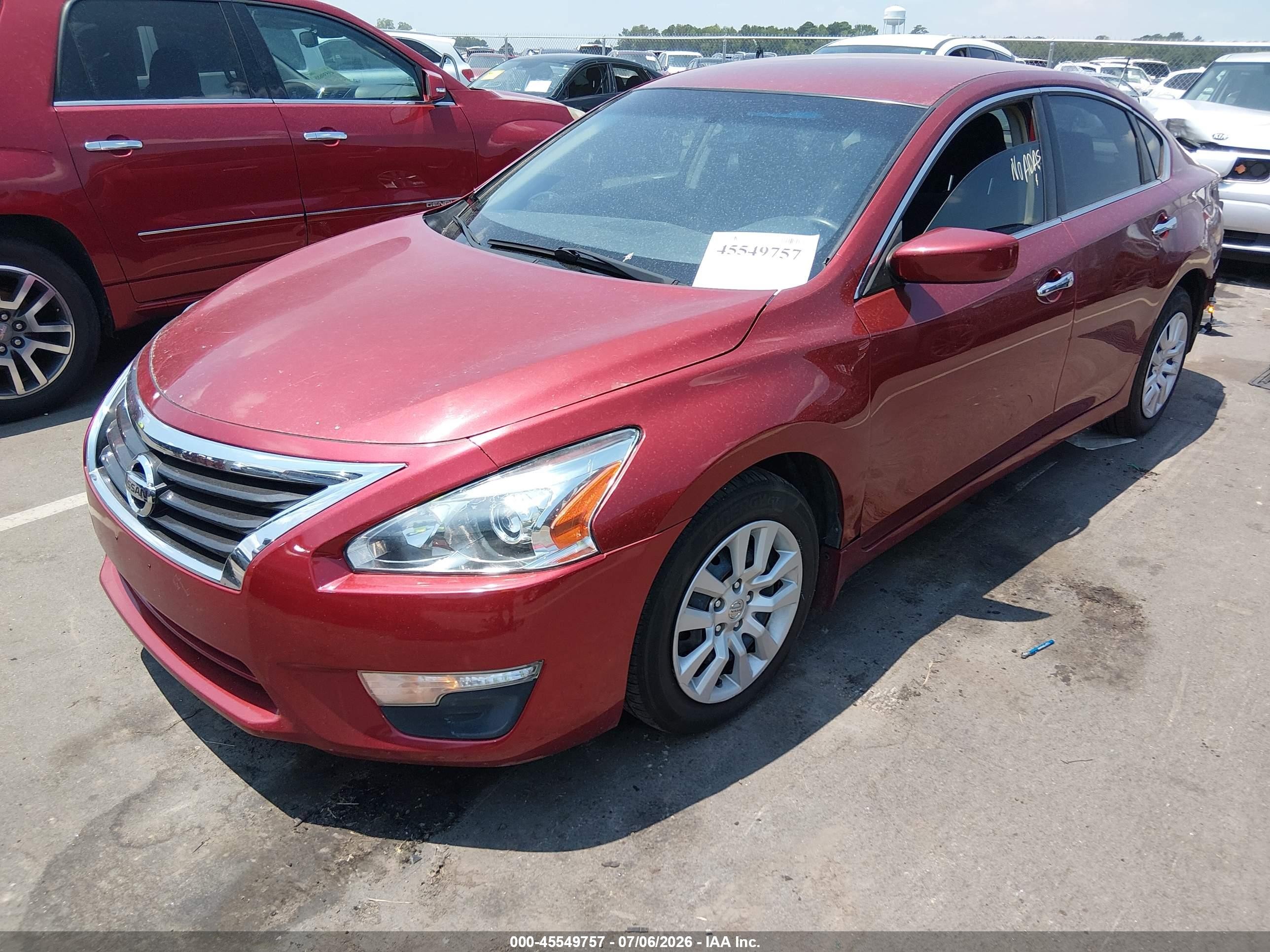 2013 Nissan Altima 2.5 S Red vin: 1N4AL3AP4DN563155