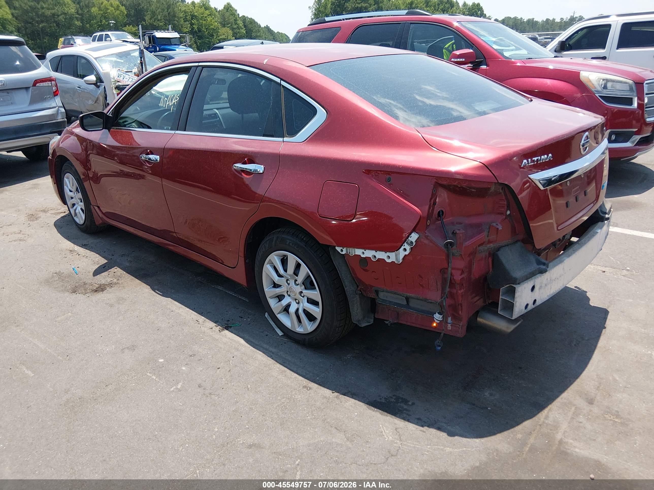 2013 Nissan Altima 2.5 S Red vin: 1N4AL3AP4DN563155