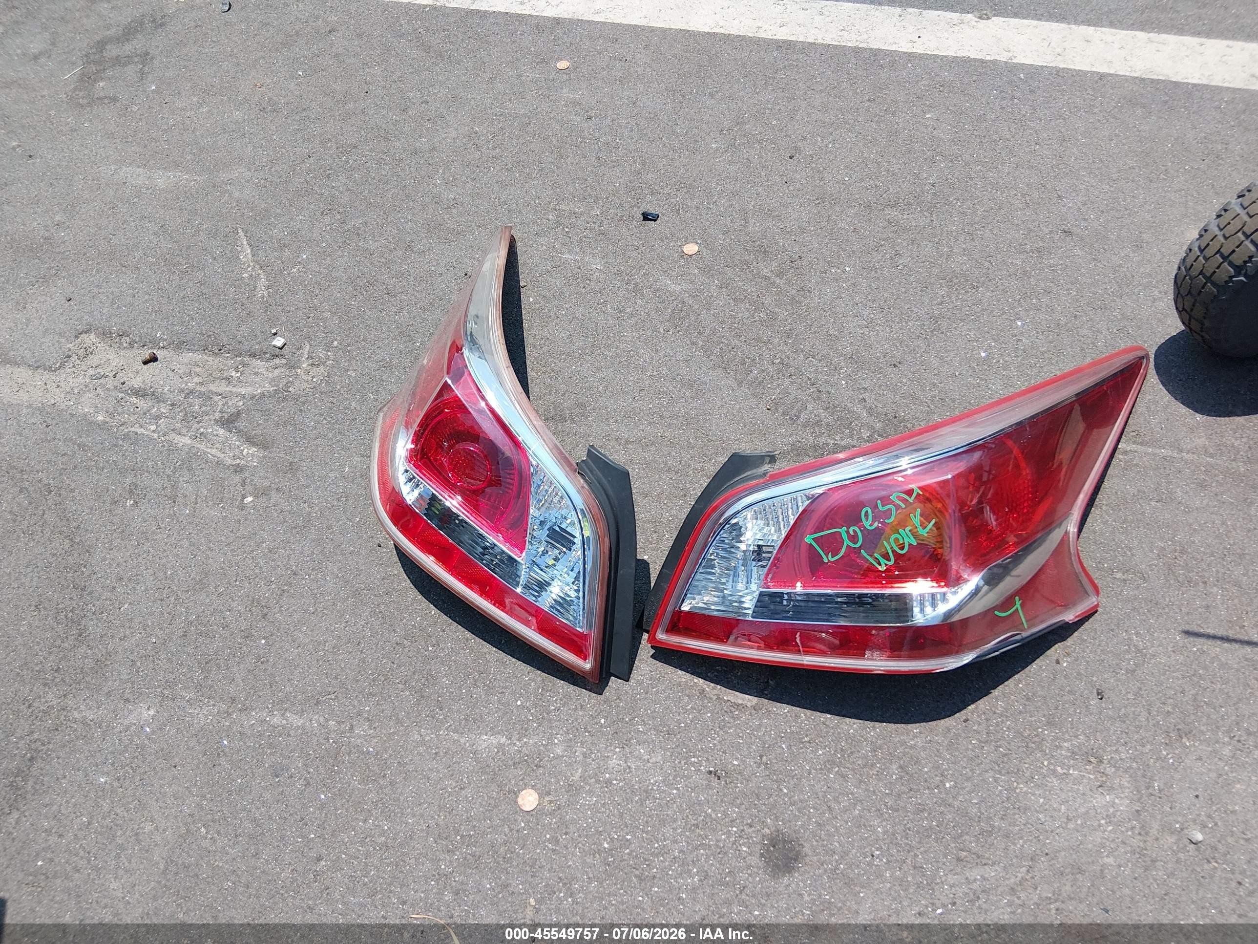 2013 Nissan Altima 2.5 S Red vin: 1N4AL3AP4DN563155