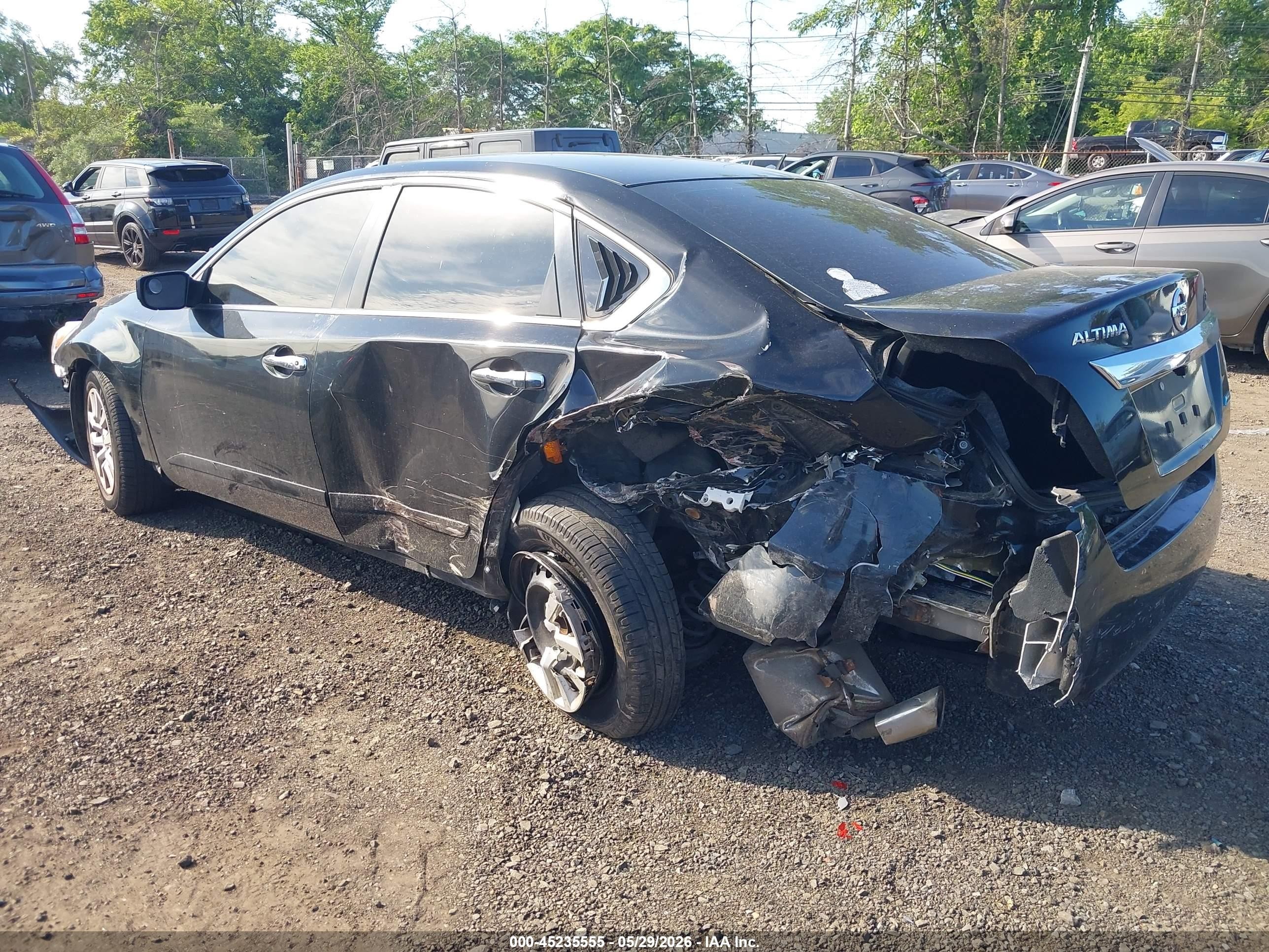 2013 Nissan Altima 2.5 S Black vin: 1N4AL3AP4DN564970