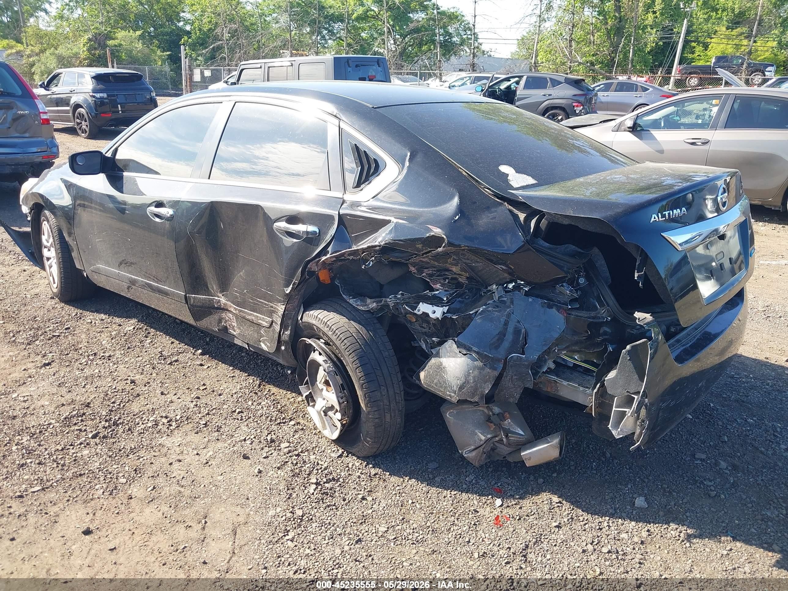 2013 Nissan Altima 2.5 S Black vin: 1N4AL3AP4DN564970