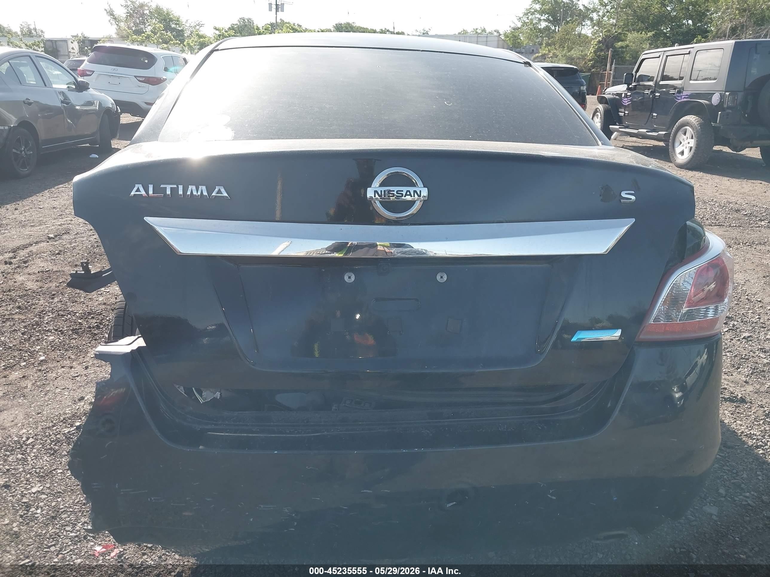 2013 Nissan Altima 2.5 S Black vin: 1N4AL3AP4DN564970