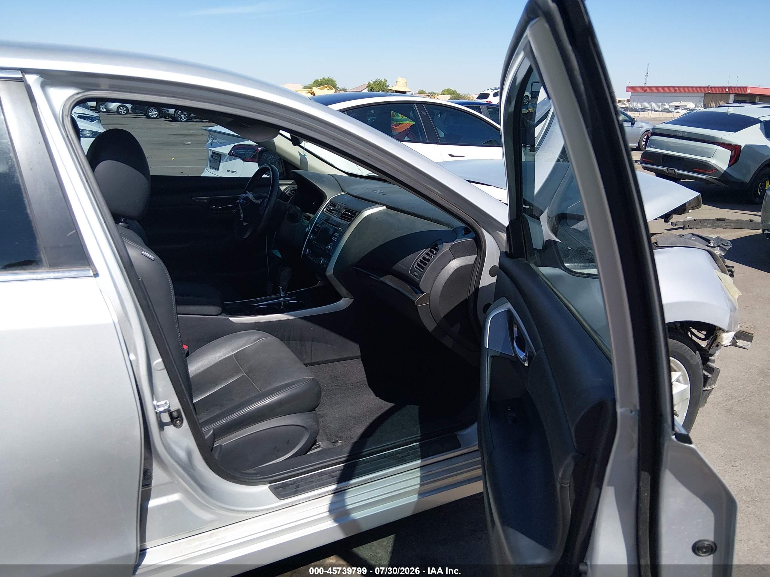 2014 Nissan Altima 2.5 Sl Серебряный vin: 1N4AL3AP4EC101000