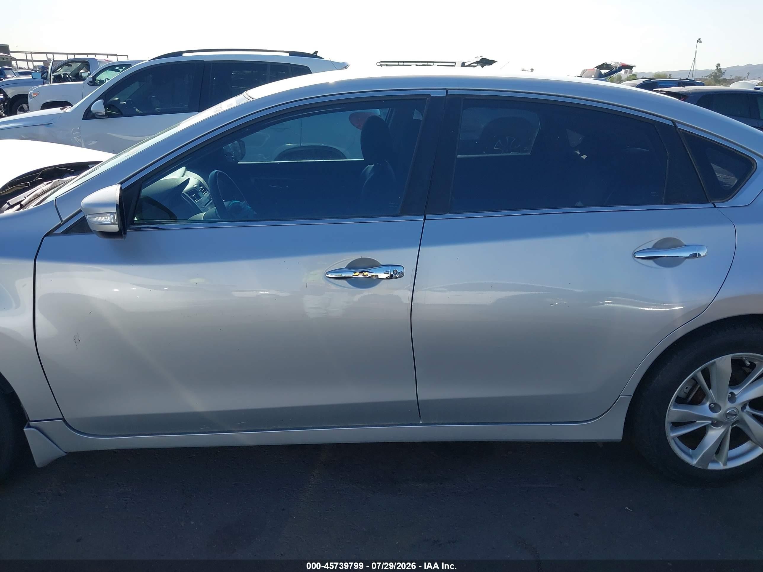 2014 Nissan Altima 2.5 Sl Серебряный vin: 1N4AL3AP4EC101000