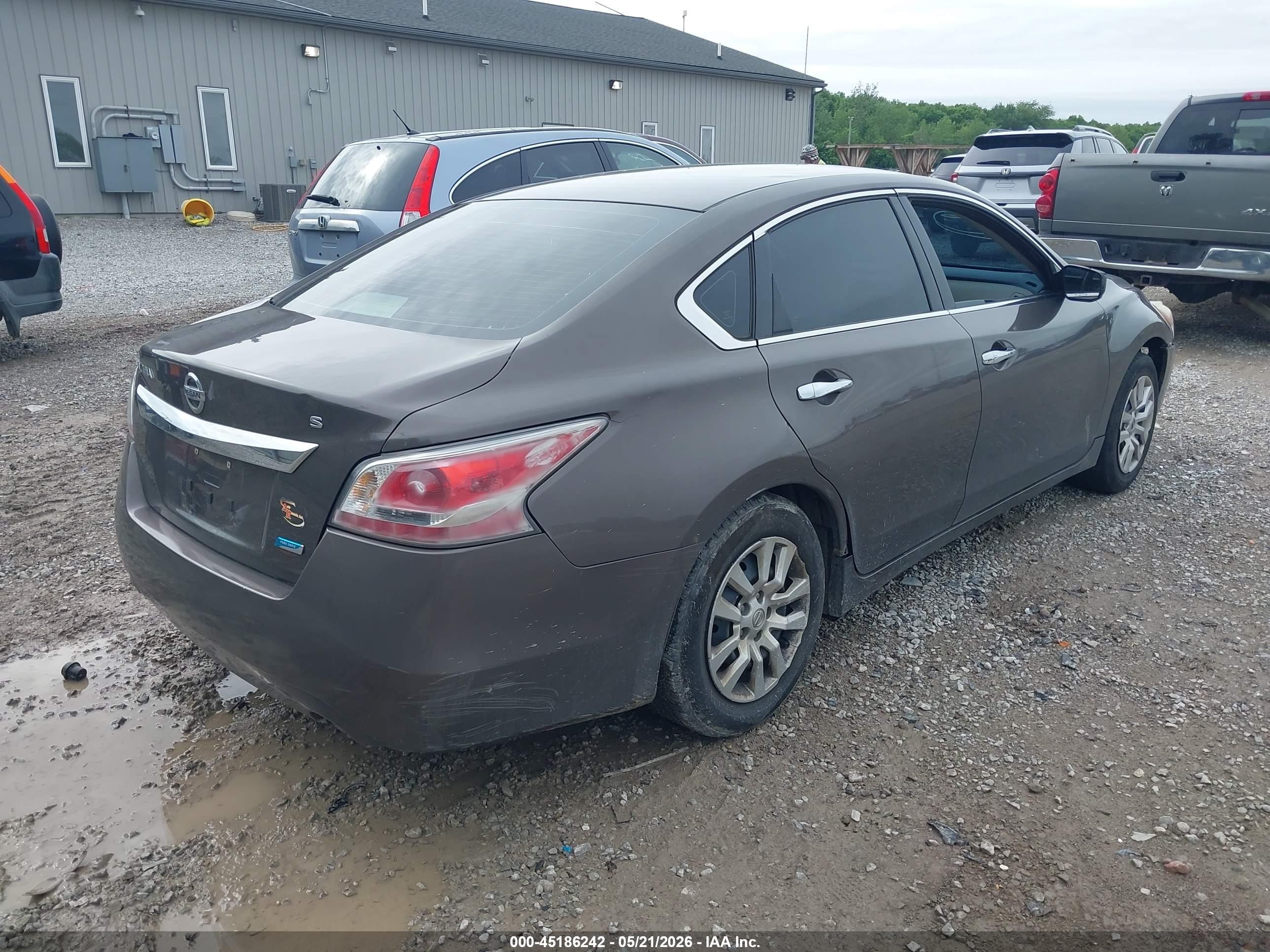 2014 Nissan Altima 2.5 S Brown vin: 1N4AL3AP4EC104771