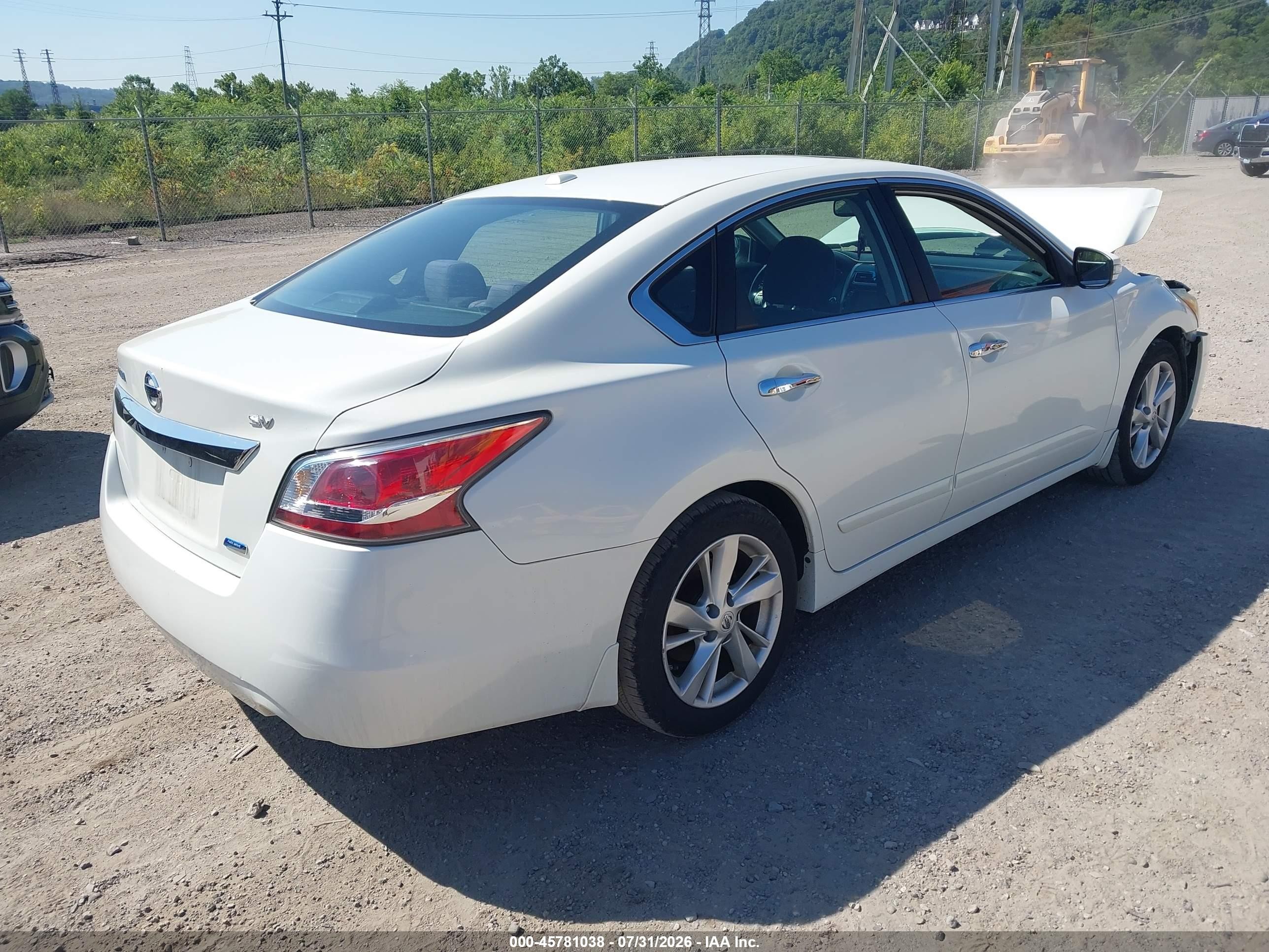 2014 Nissan Altima 2.5/s/sv/sl Белый vin: 1N4AL3AP4EC105581
