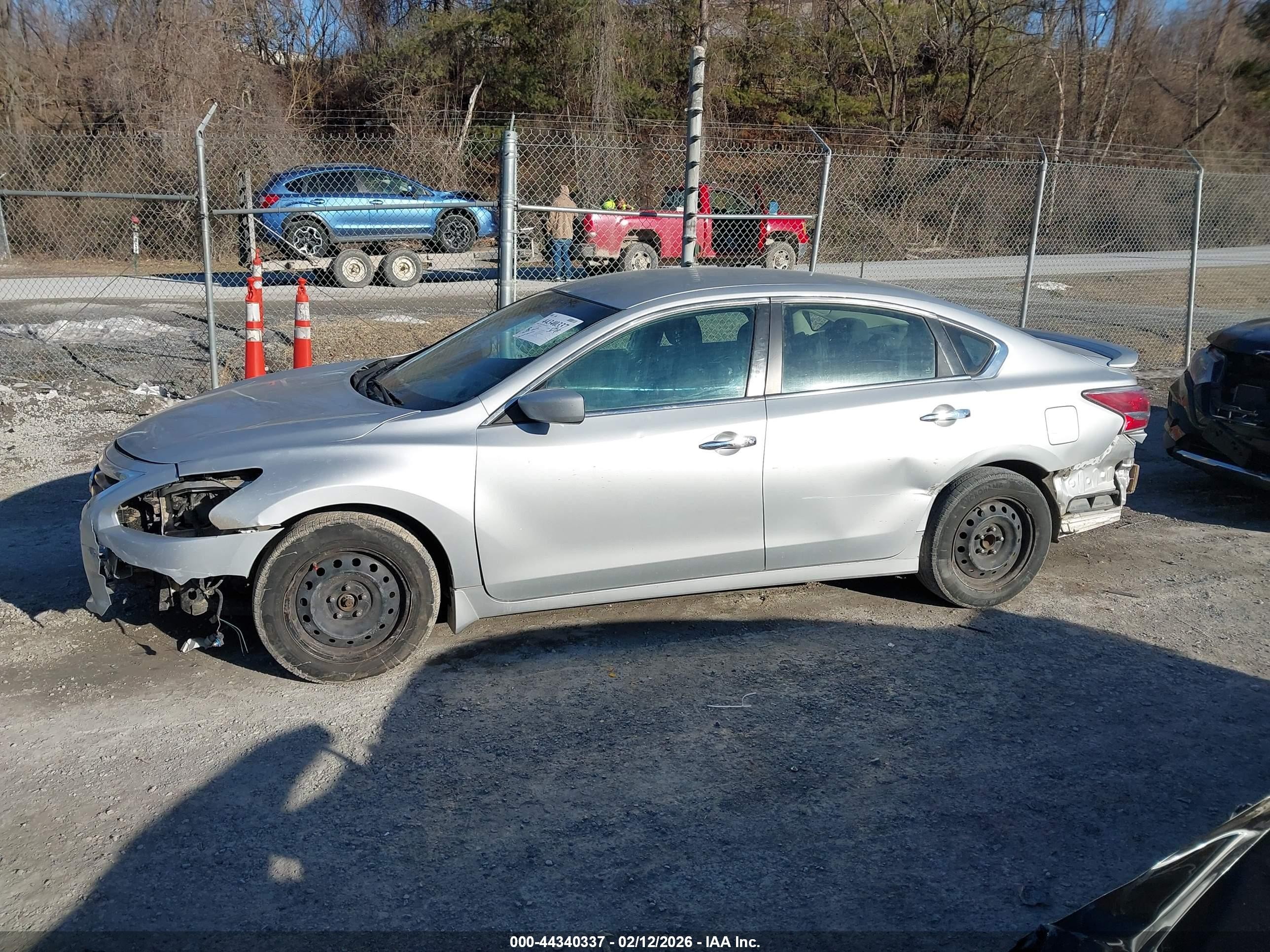 2014 Nissan Altima 2.5 S Silver vin: 1N4AL3AP4EC120260
