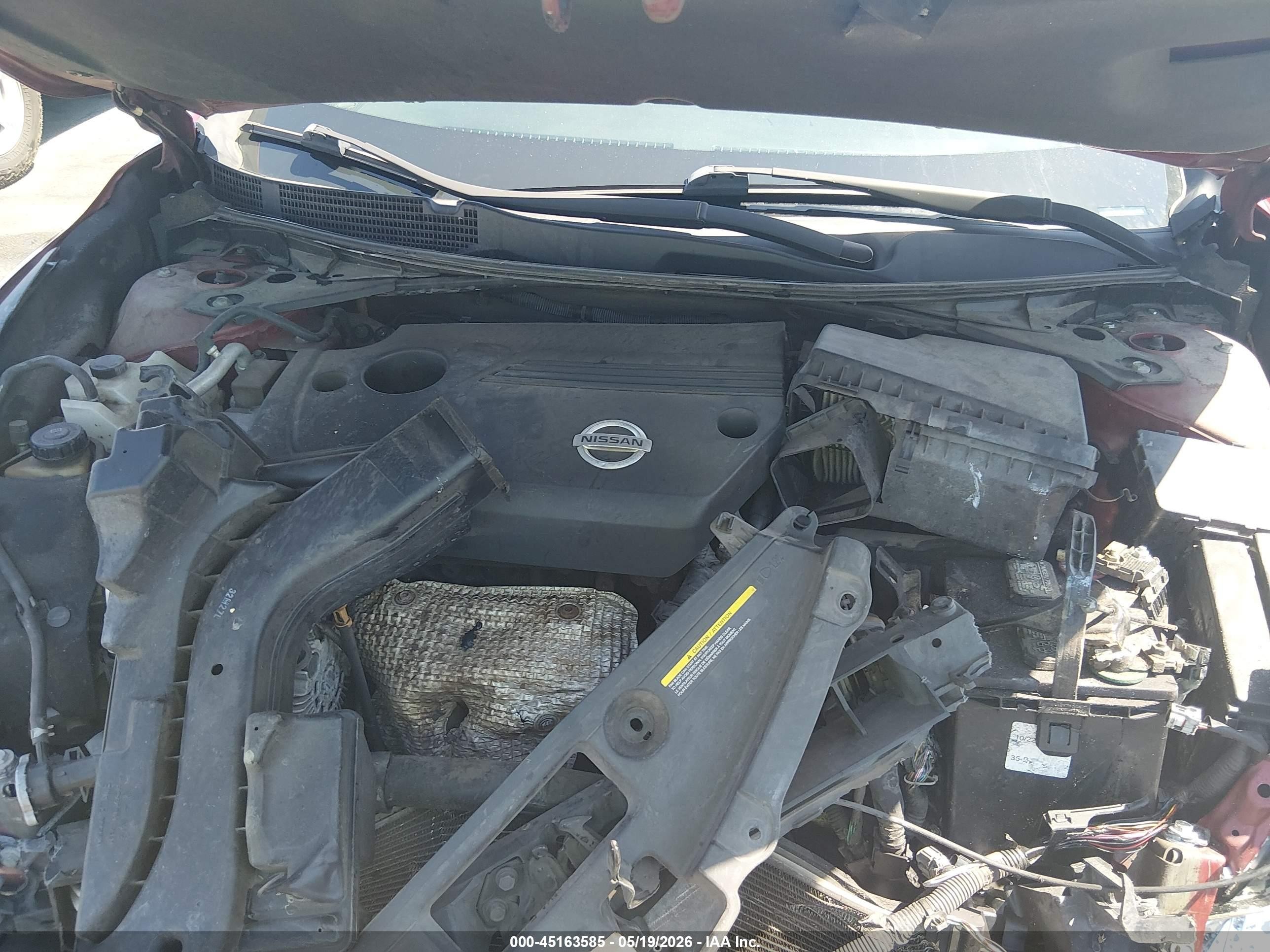 2014 Nissan Altima 2.5 S Red vin: 1N4AL3AP4EC131663