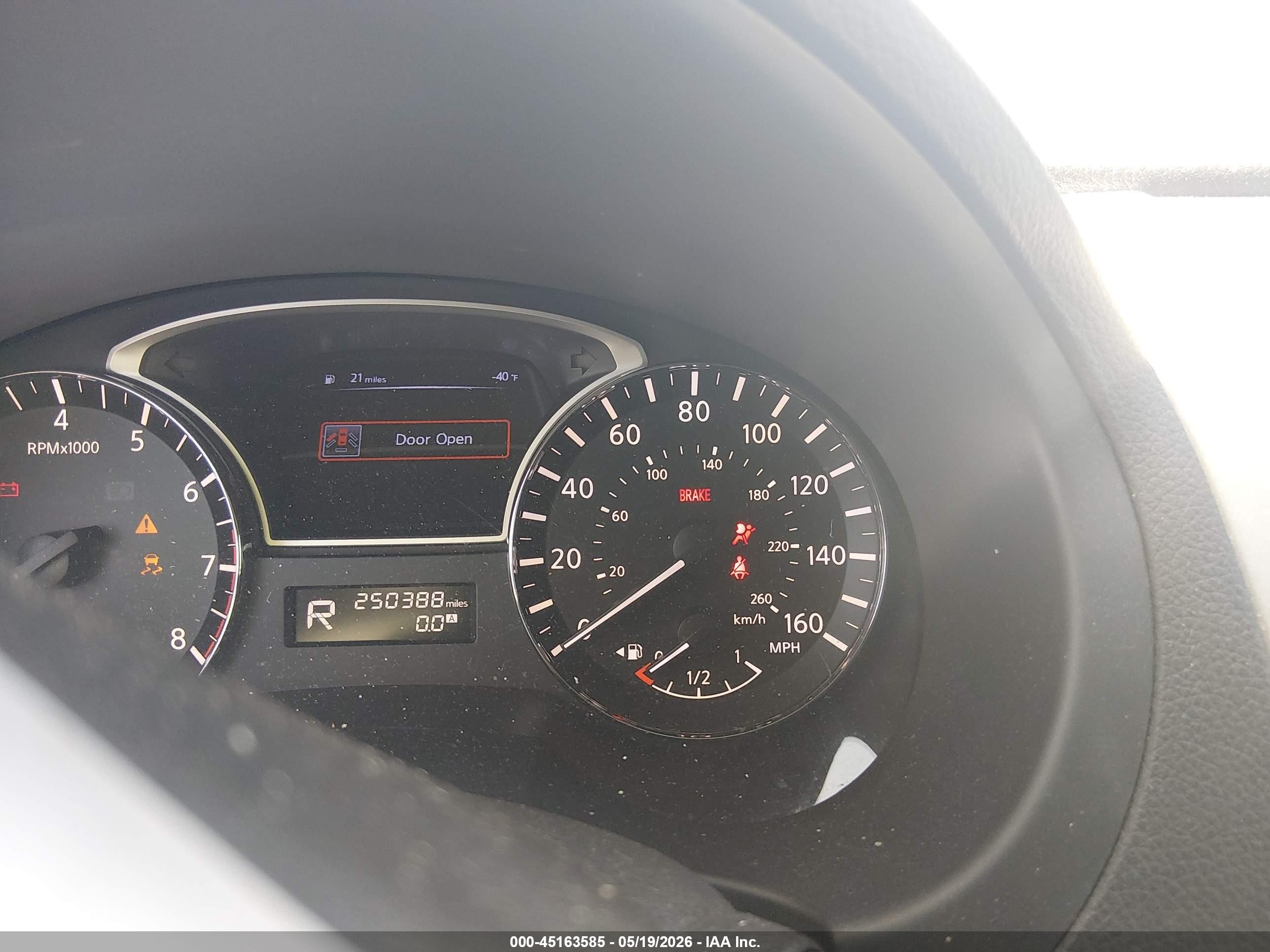 2014 Nissan Altima 2.5 S Red vin: 1N4AL3AP4EC131663