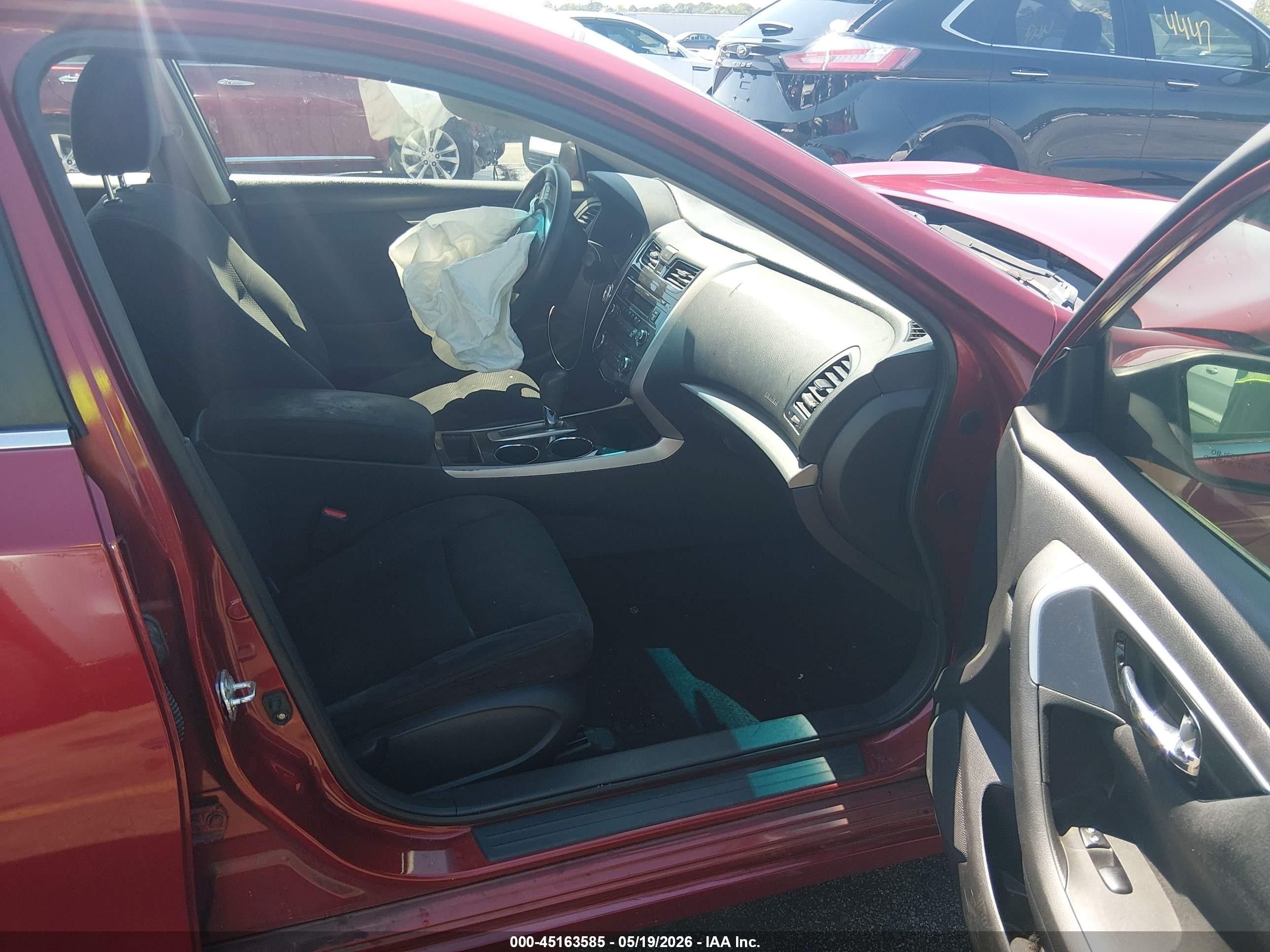 2014 Nissan Altima 2.5 S Red vin: 1N4AL3AP4EC131663