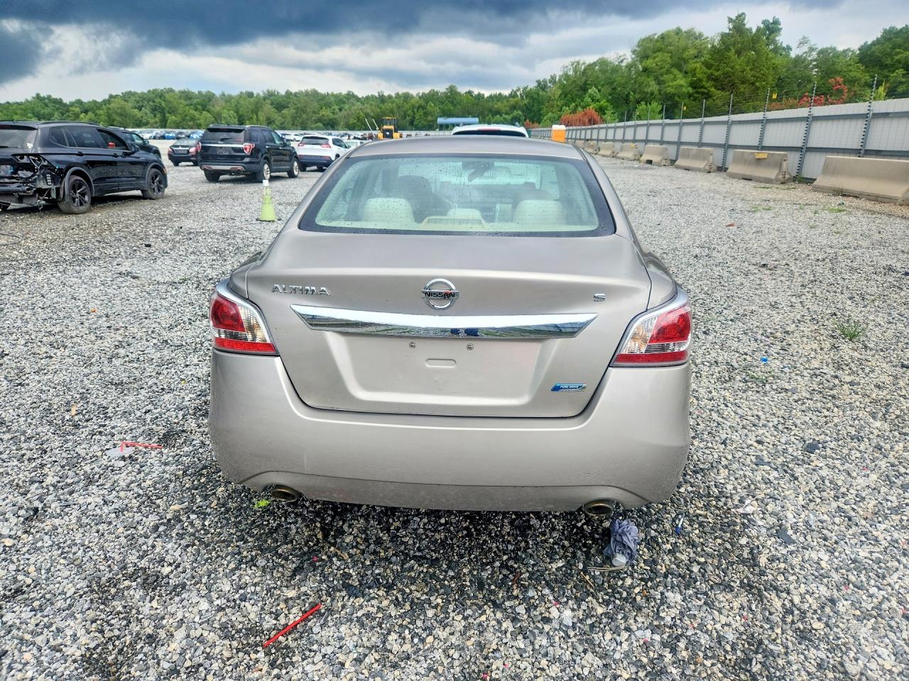 2014 Nissan Altima 2.5 Tan vin: 1N4AL3AP4EC158247
