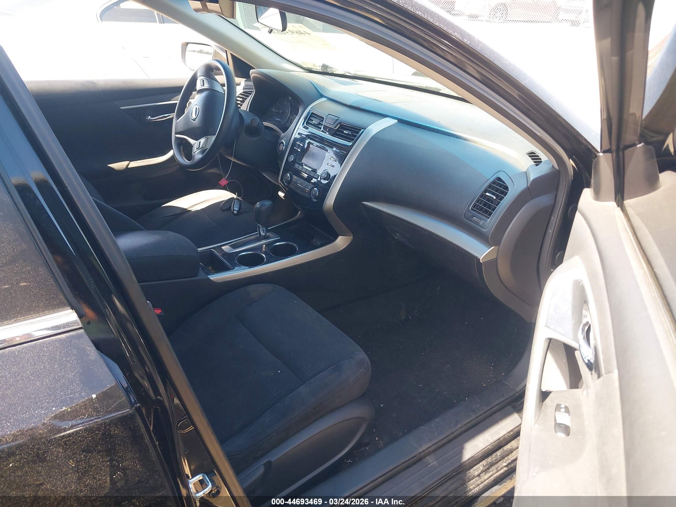 2014 Nissan Altima 2.5 S Черный vin: 1N4AL3AP4EC161942