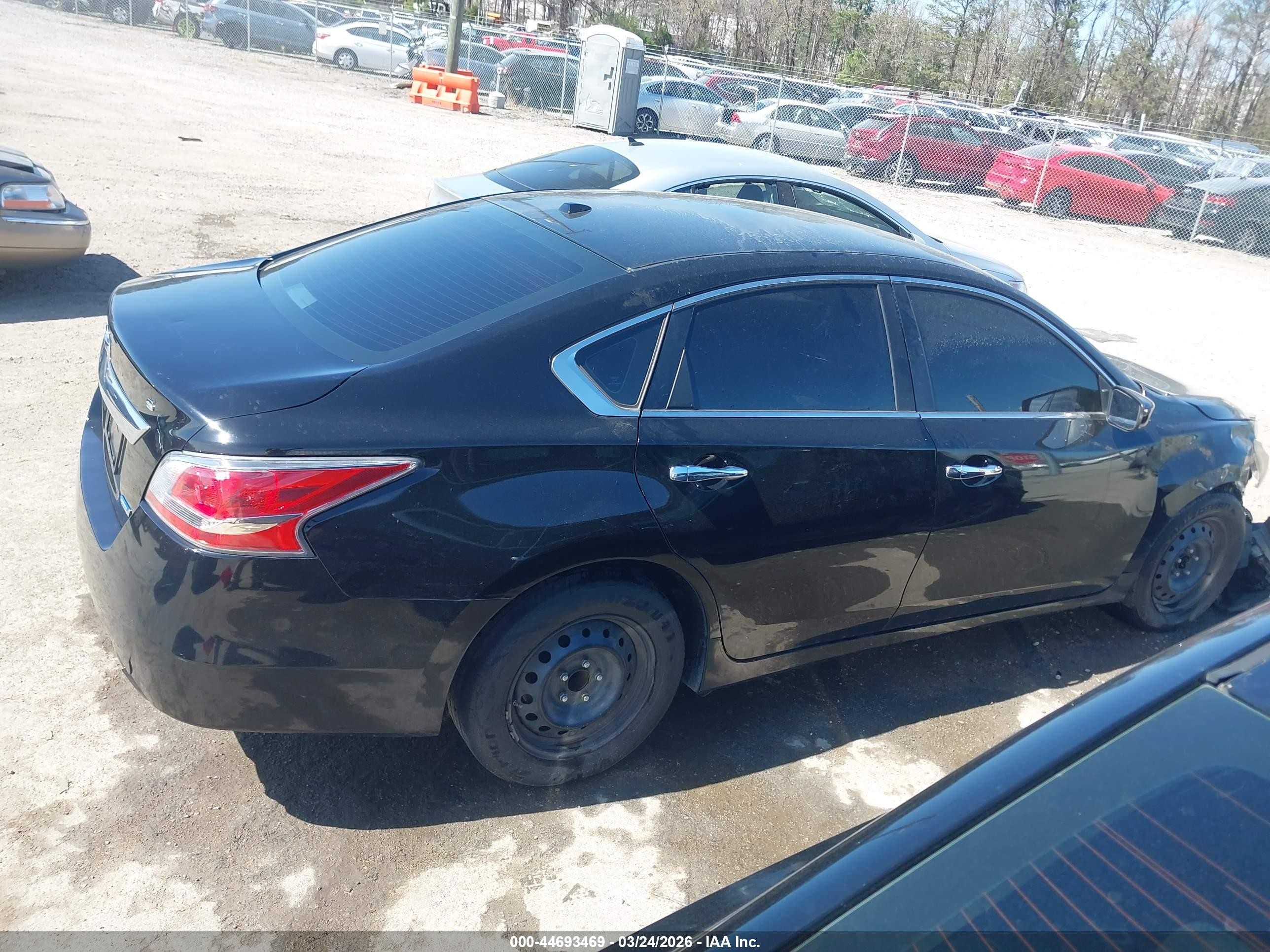 2014 Nissan Altima 2.5 S Черный vin: 1N4AL3AP4EC161942