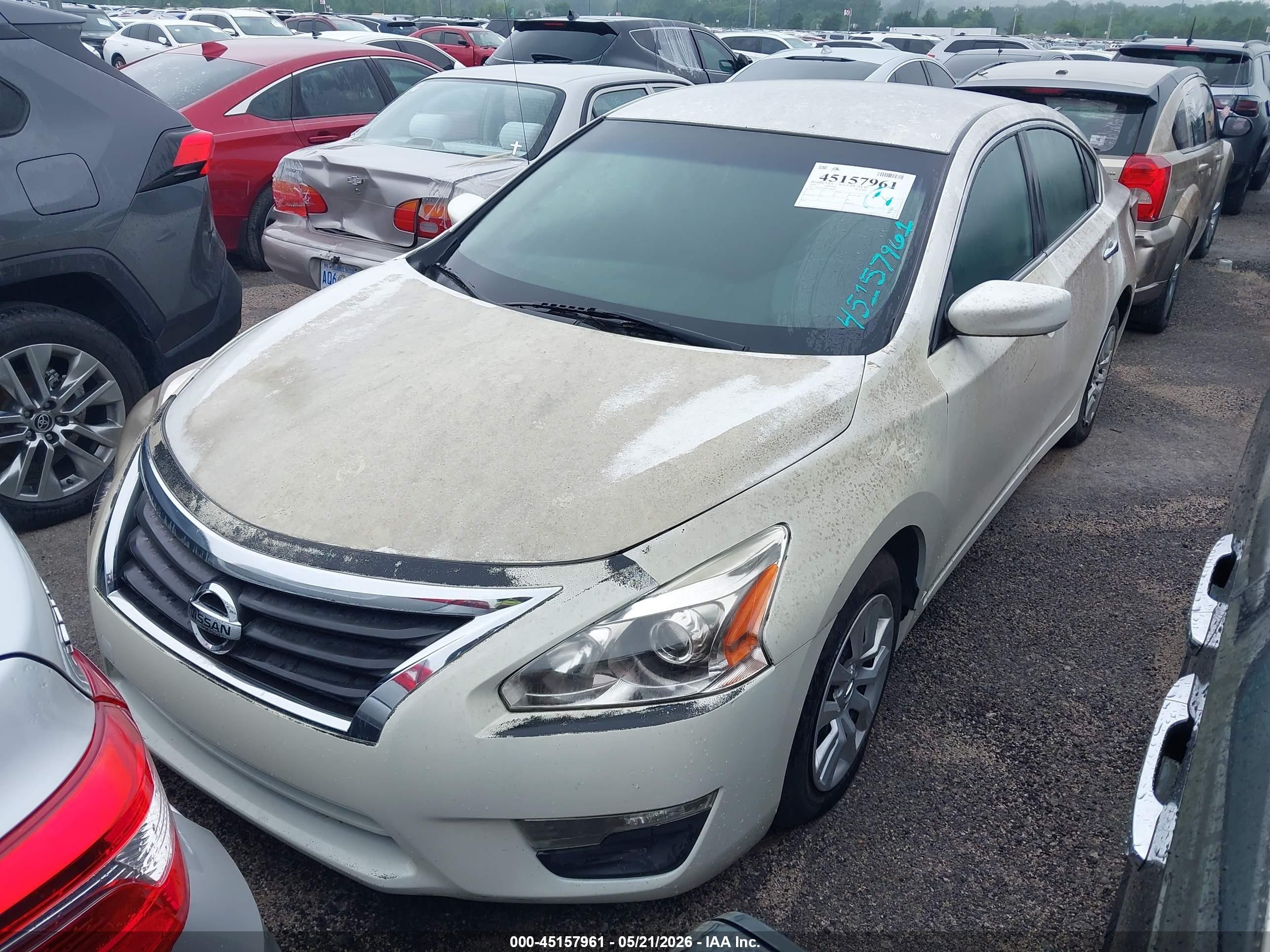 2014 Nissan Altima 2.5 S Белый vin: 1N4AL3AP4EC186601