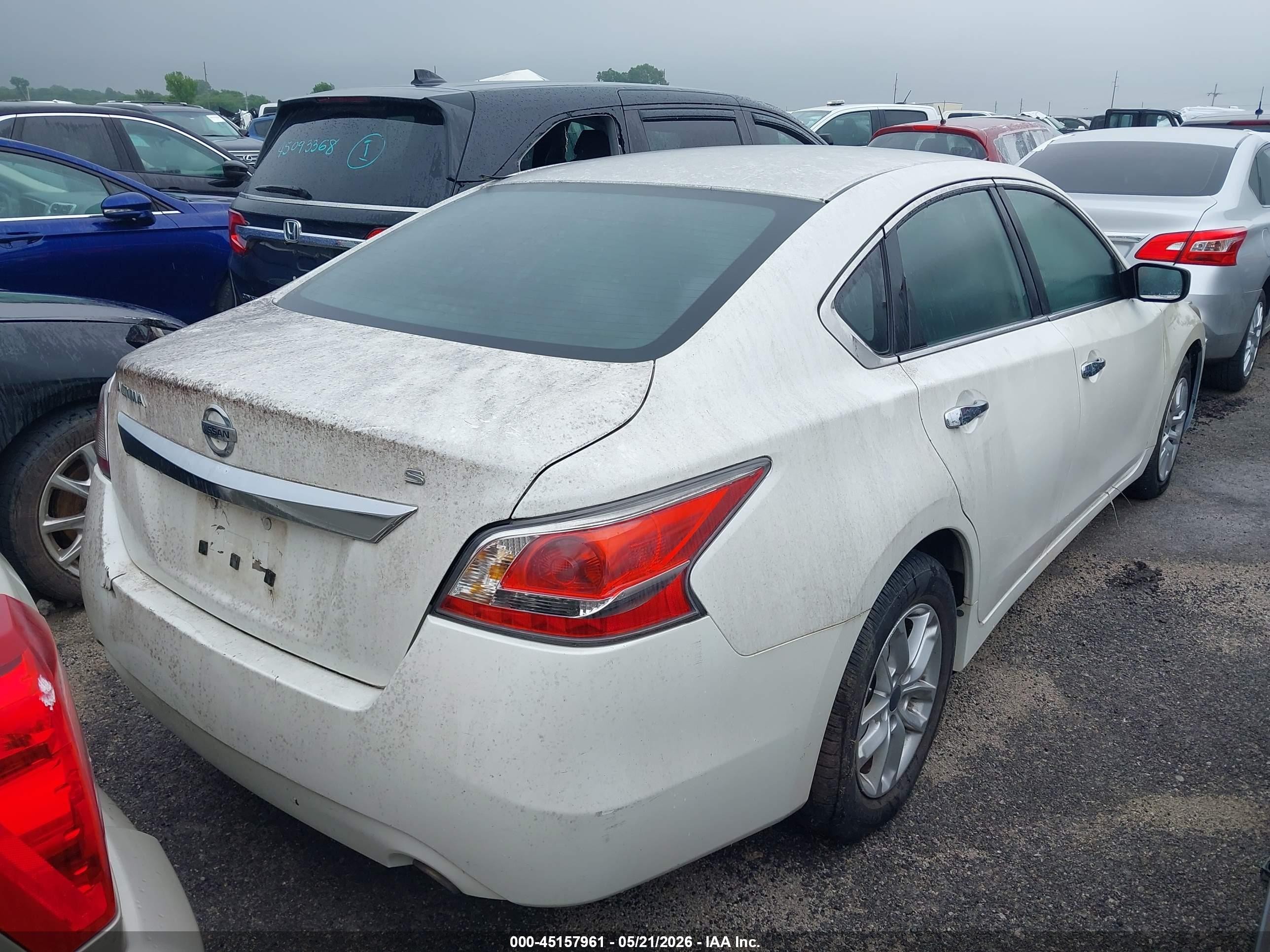 2014 Nissan Altima 2.5 S Белый vin: 1N4AL3AP4EC186601