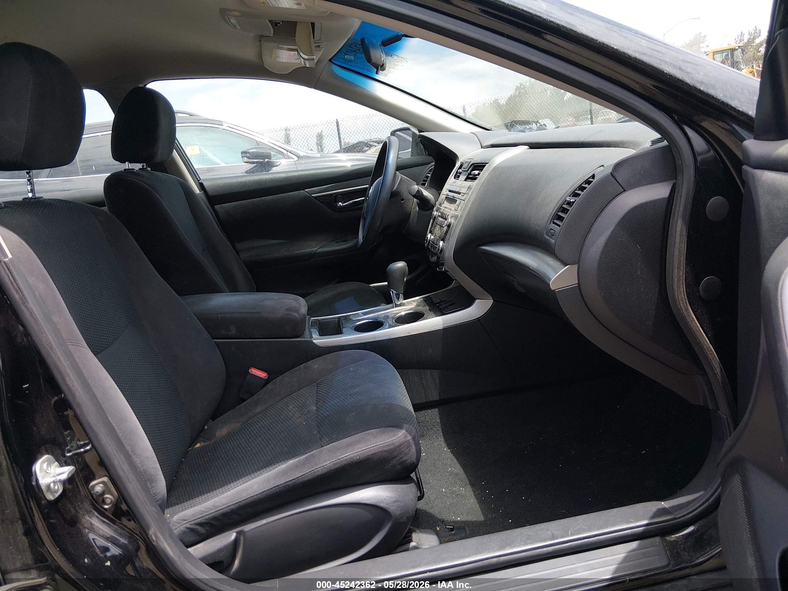 2014 Nissan Altima 2.5 S Черный vin: 1N4AL3AP4EC198943