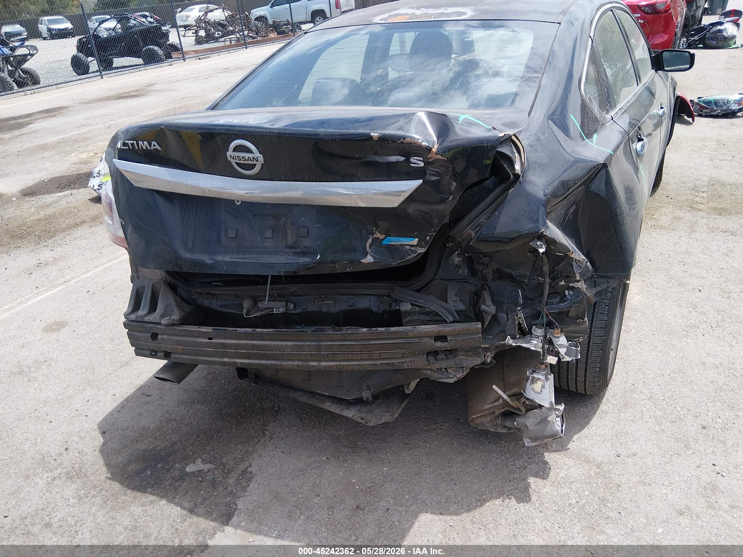2014 Nissan Altima 2.5 S Черный vin: 1N4AL3AP4EC198943