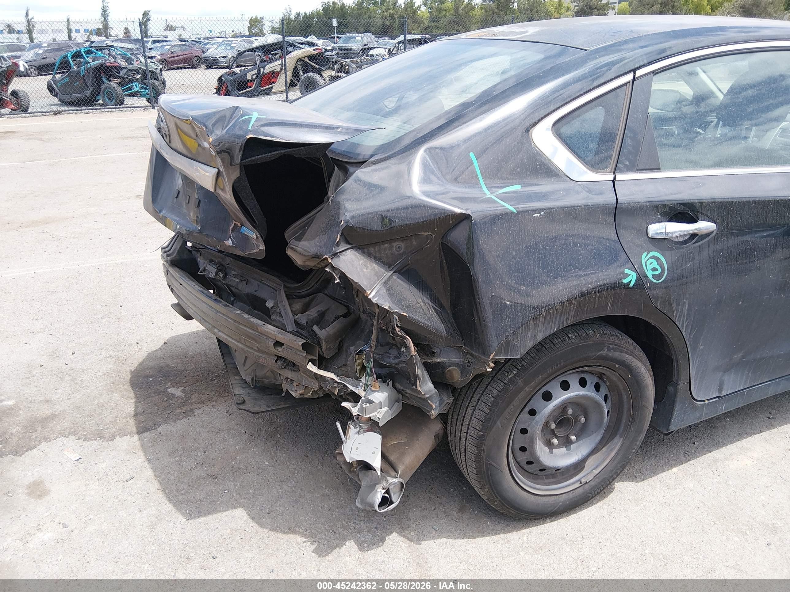 2014 Nissan Altima 2.5 S Черный vin: 1N4AL3AP4EC198943