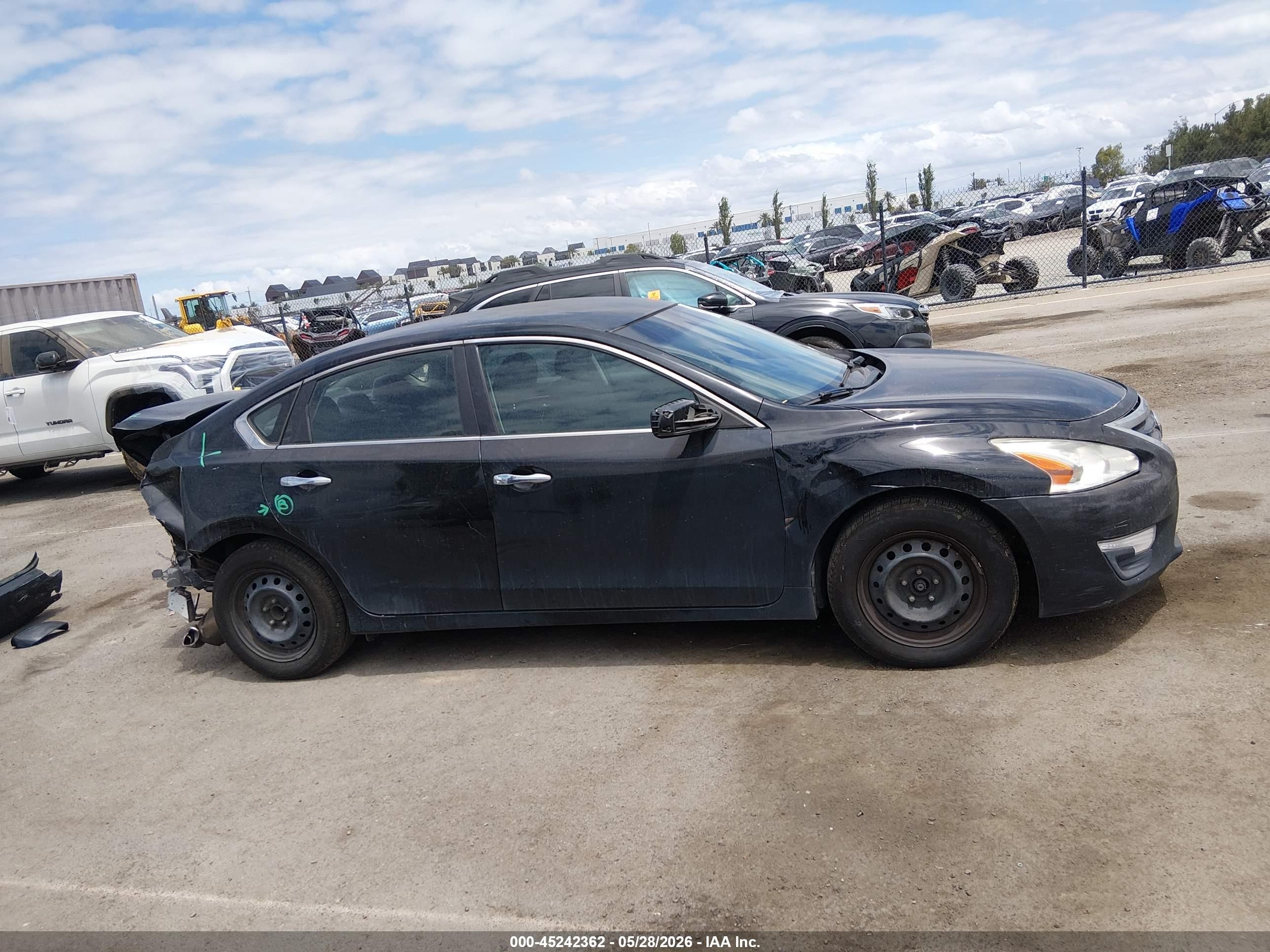 2014 Nissan Altima 2.5 S Черный vin: 1N4AL3AP4EC198943