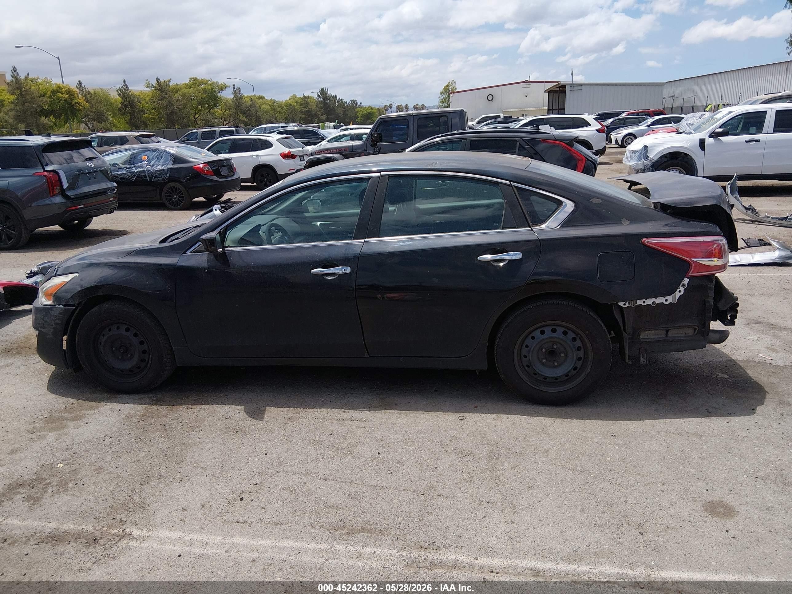 2014 Nissan Altima 2.5 S Черный vin: 1N4AL3AP4EC198943