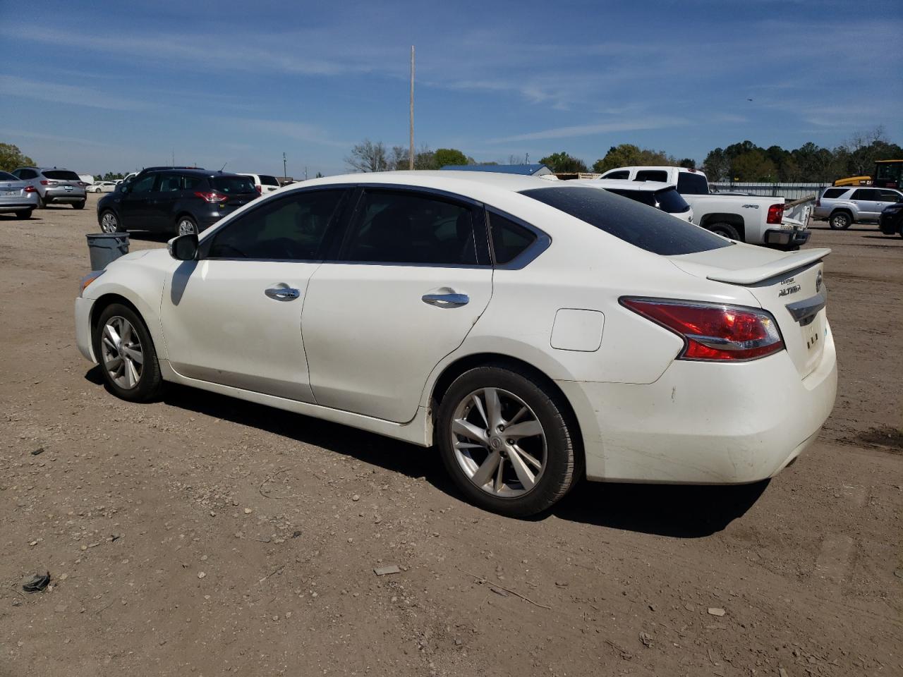2014 Nissan Altima 2.5 White vin: 1N4AL3AP4EC264536