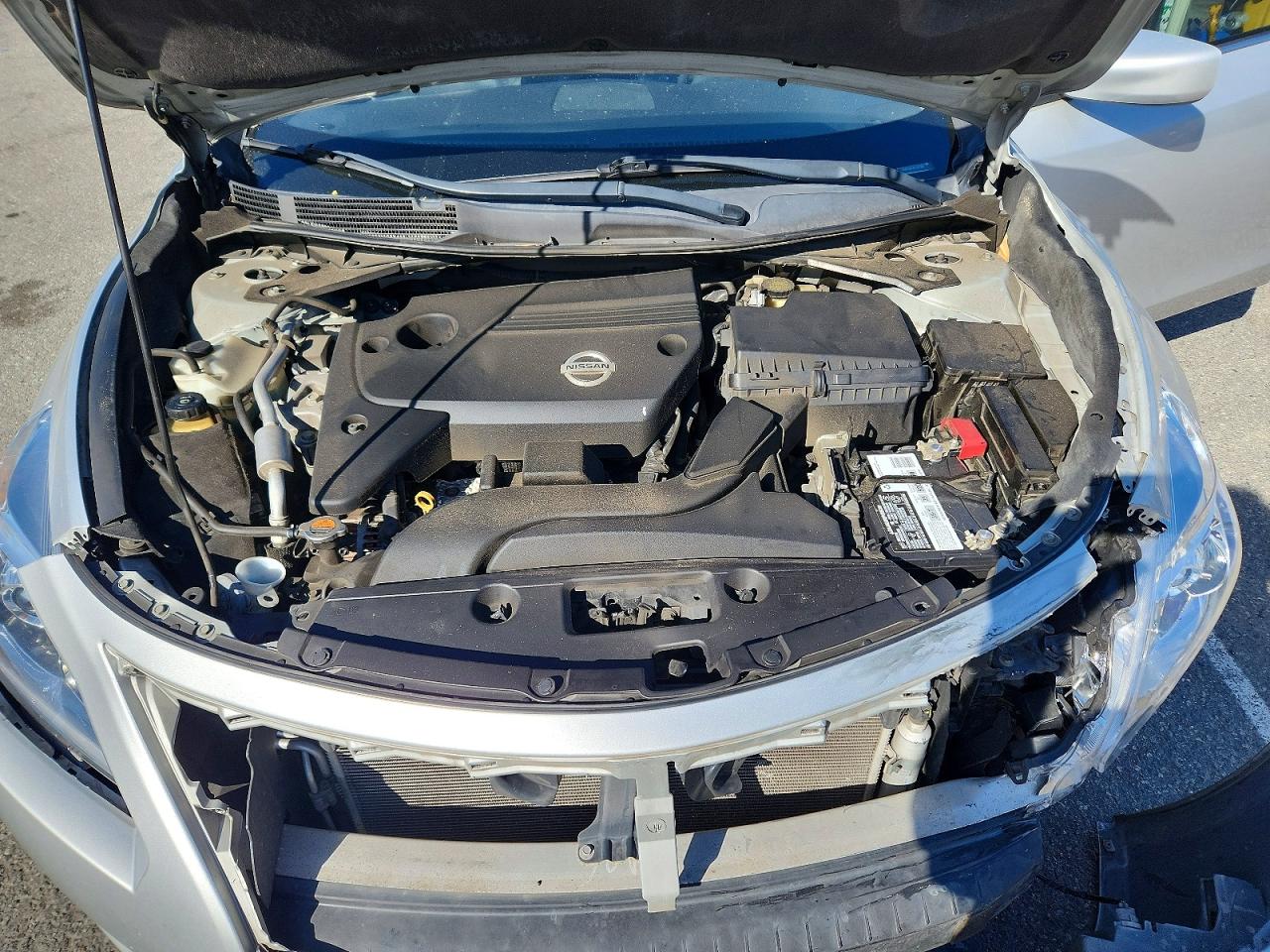 2014 Nissan Altima 2.5 S Серебряный vin: 1N4AL3AP4EC272300
