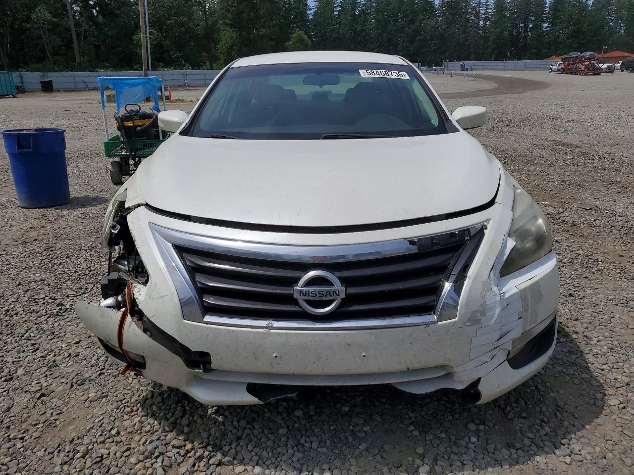 2014 Nissan Altima 2.5 S White vin: 1N4AL3AP4EC282633