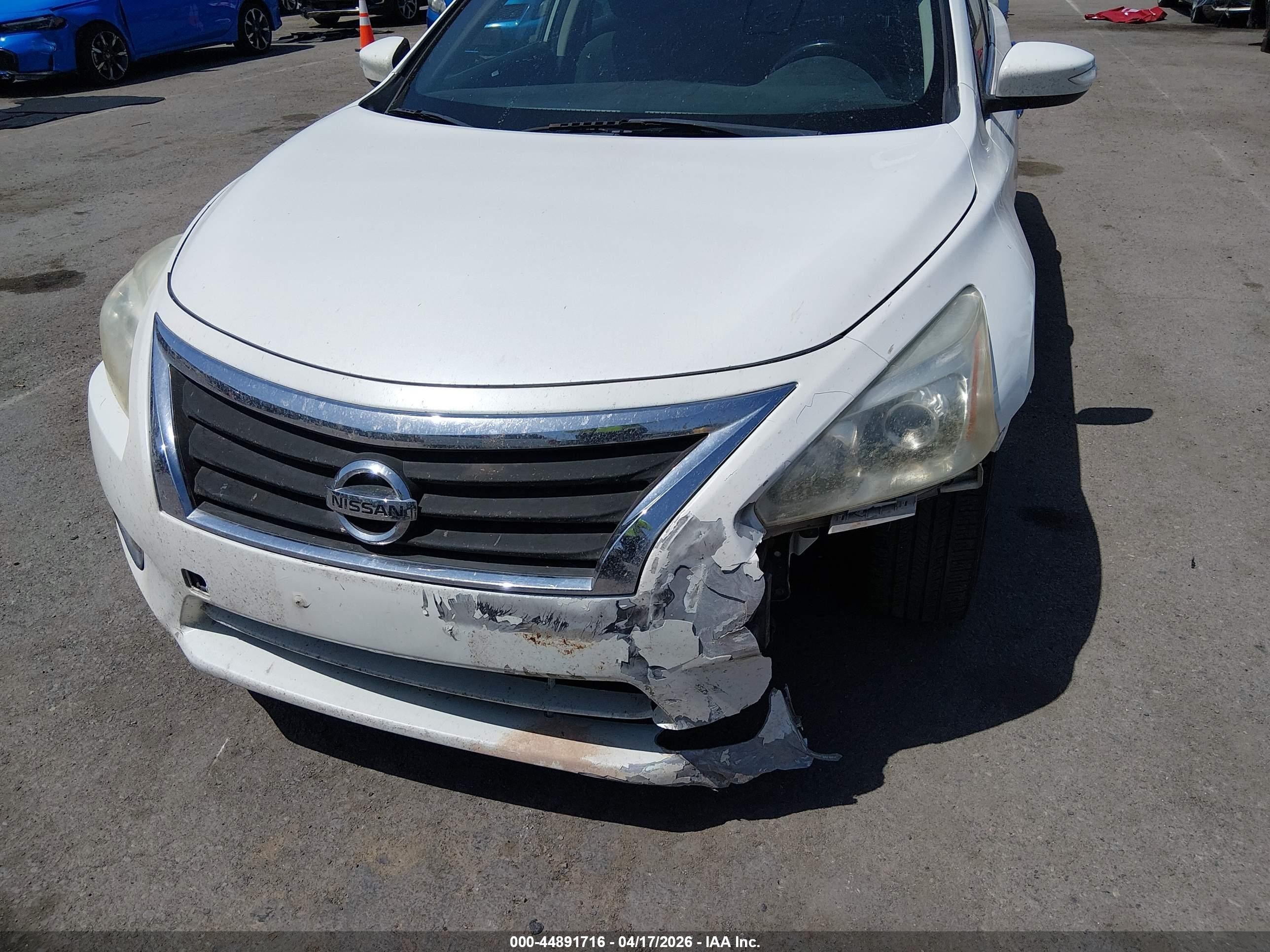 2014 Nissan Altima 2.5 Sv White vin: 1N4AL3AP4EC299108