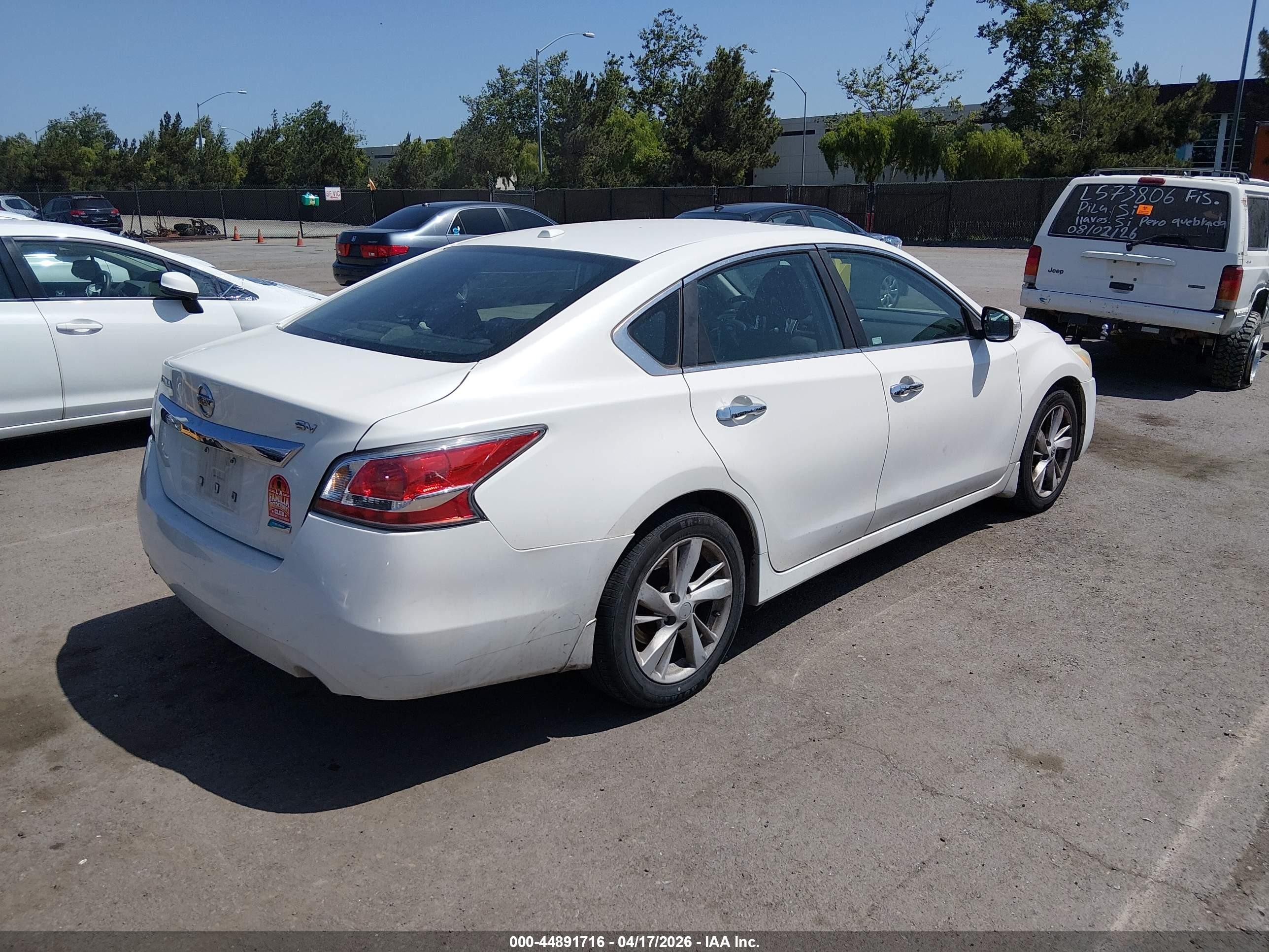 2014 Nissan Altima 2.5 Sv White vin: 1N4AL3AP4EC299108