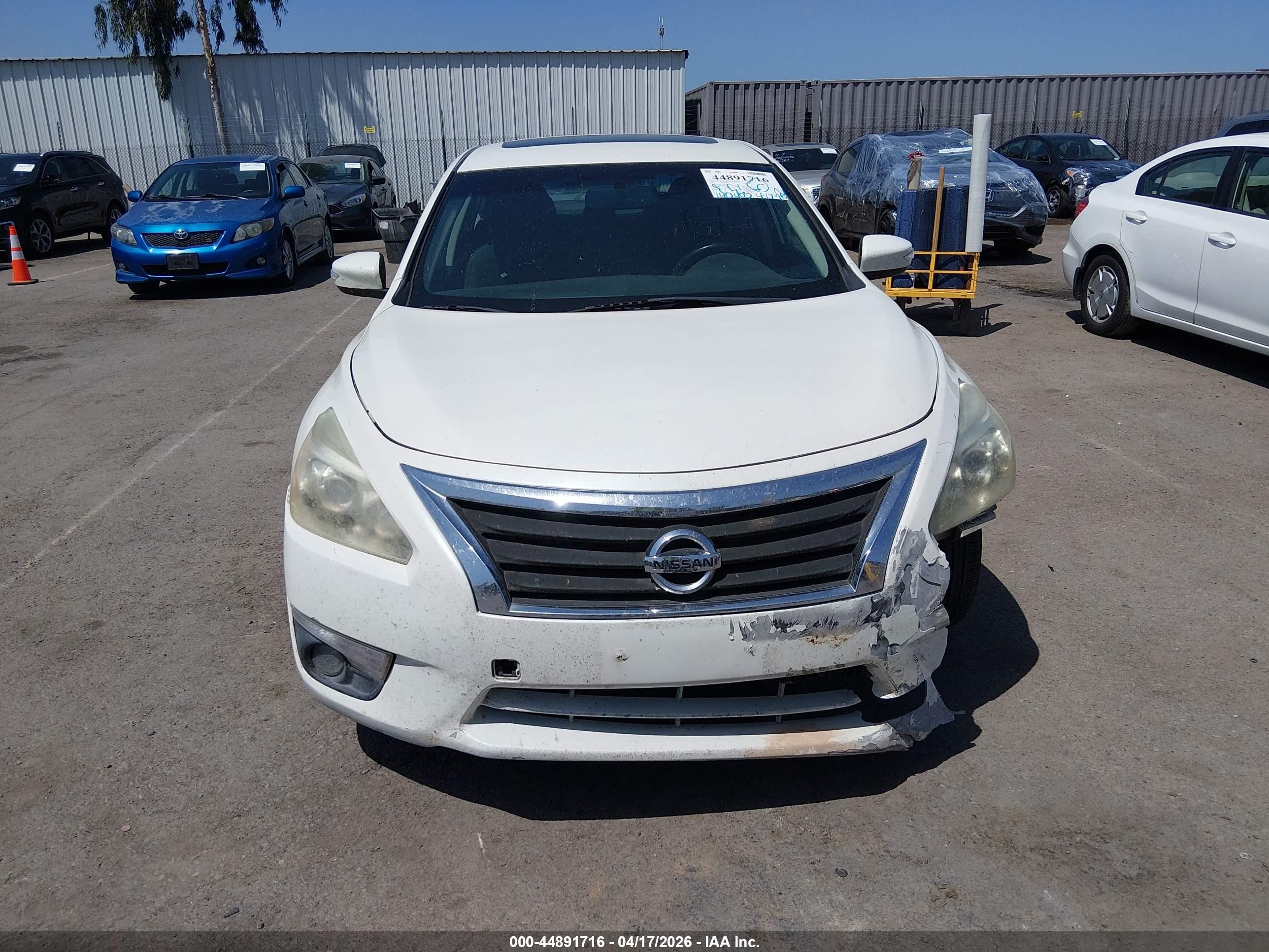 2014 Nissan Altima 2.5 Sv White vin: 1N4AL3AP4EC299108