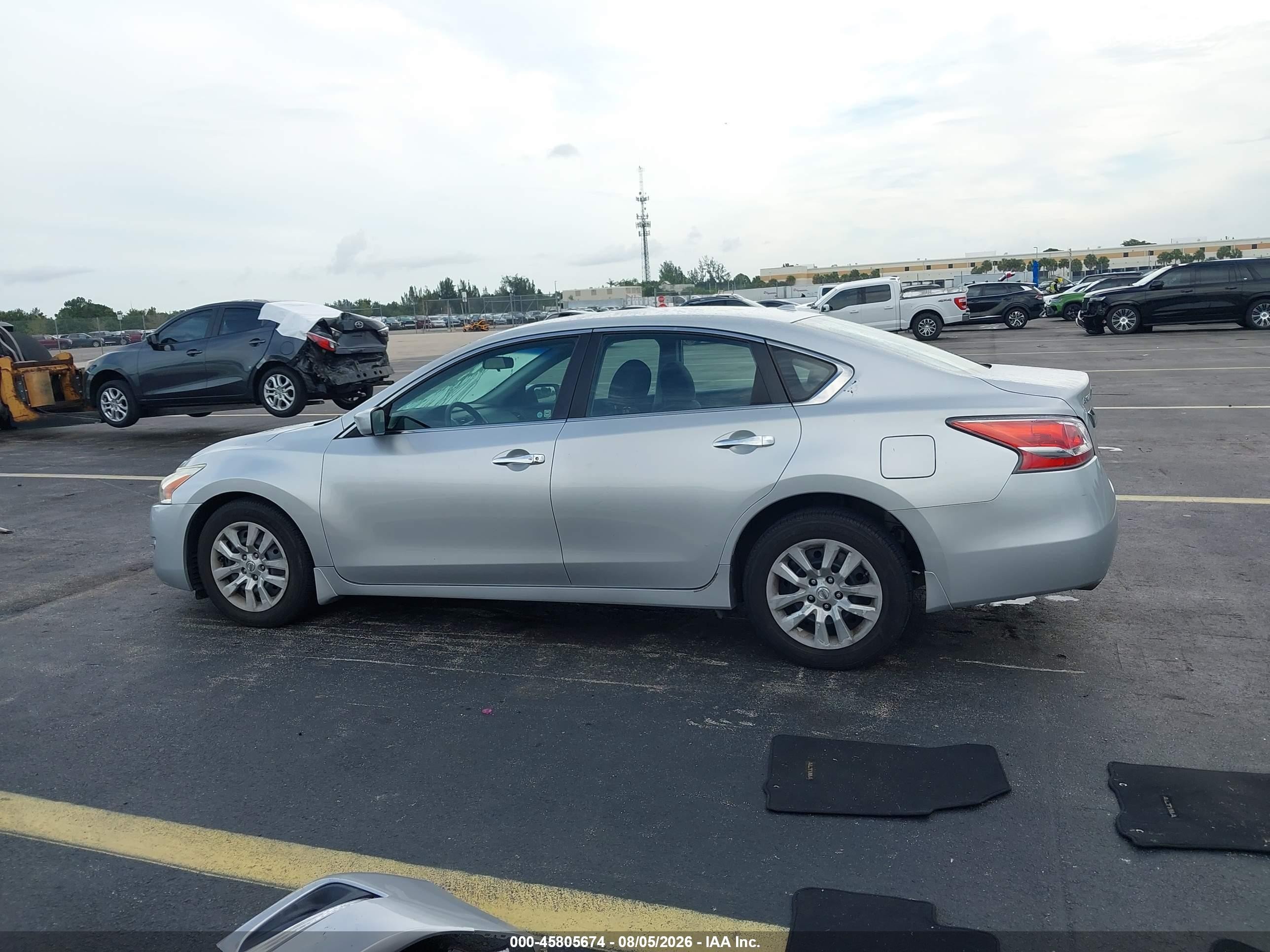 2014 Nissan Altima 2.5 S Gray vin: 1N4AL3AP4EC328445