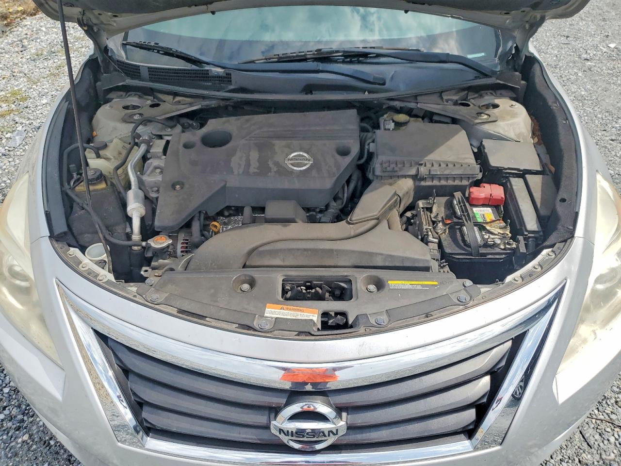 2014 Nissan Altima 2.5 S Silver vin: 1N4AL3AP4EC409428