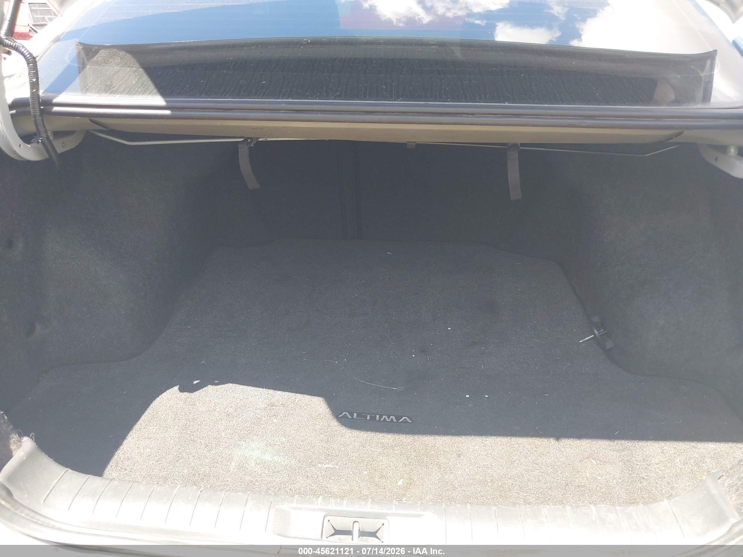 2014 Nissan Altima 2.5 Sv Silver vin: 1N4AL3AP4EC419120