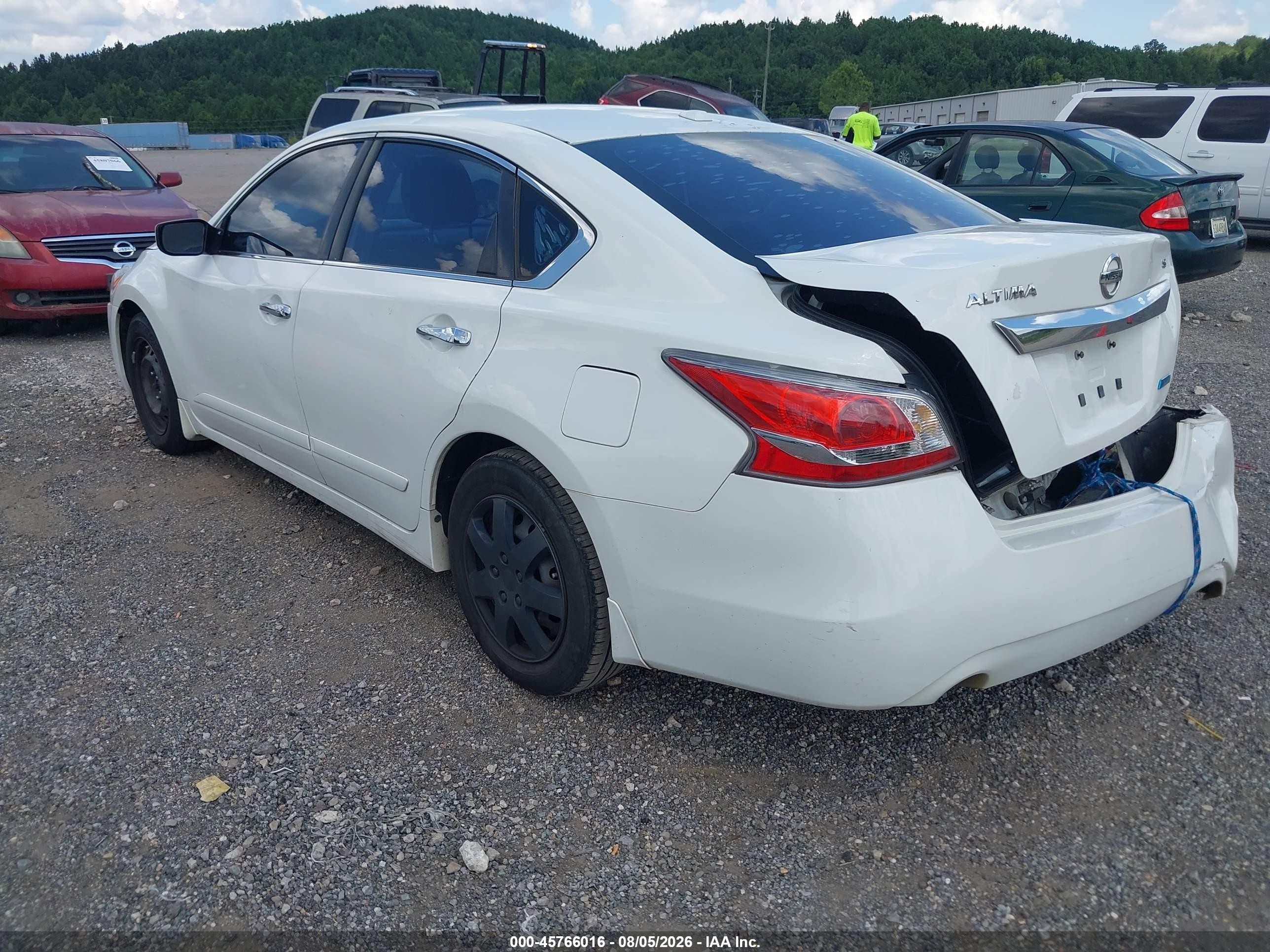 2014 Nissan Altima 2.5 S Белый vin: 1N4AL3AP4EC902347
