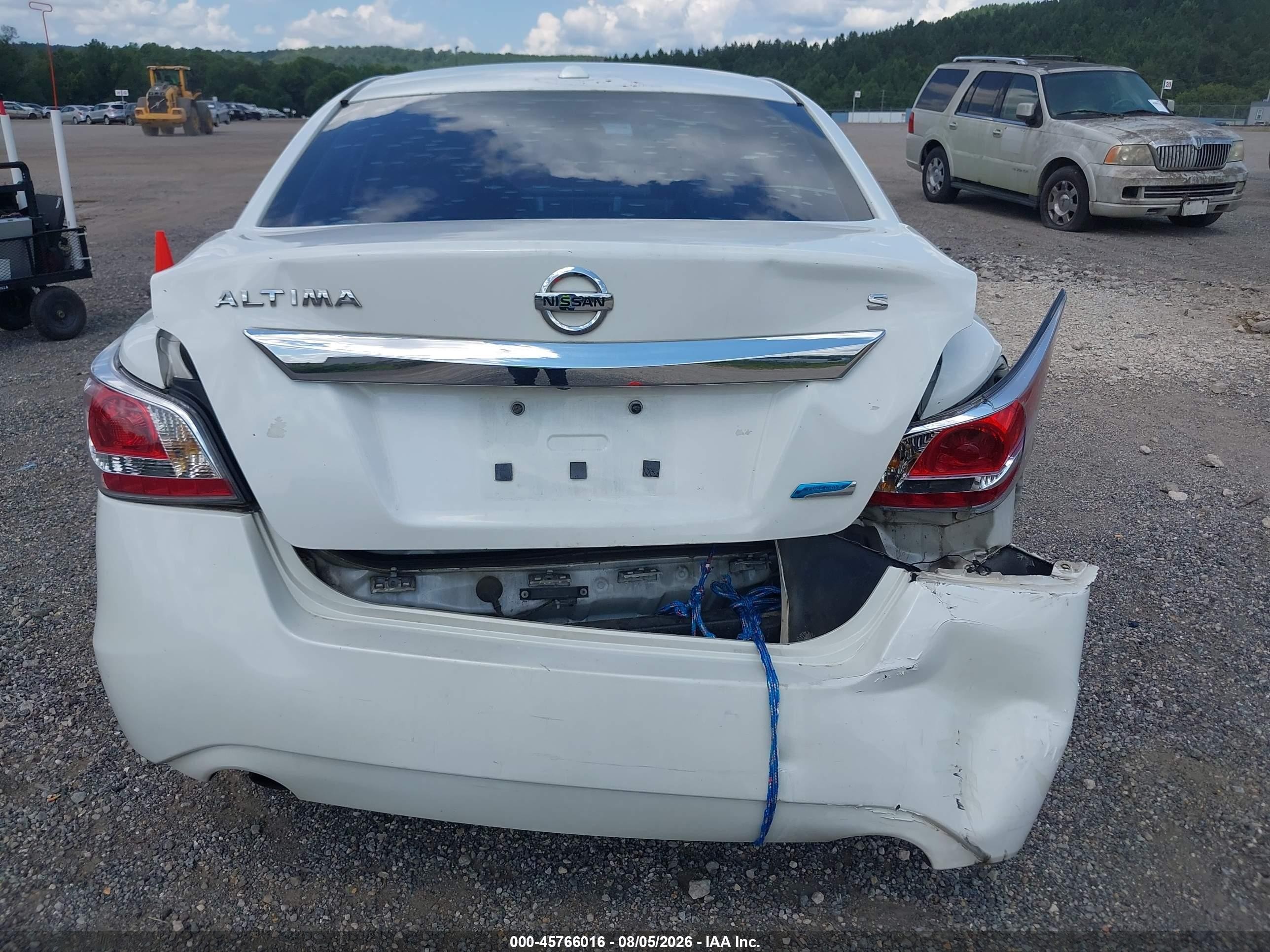 2014 Nissan Altima 2.5 S Белый vin: 1N4AL3AP4EC902347