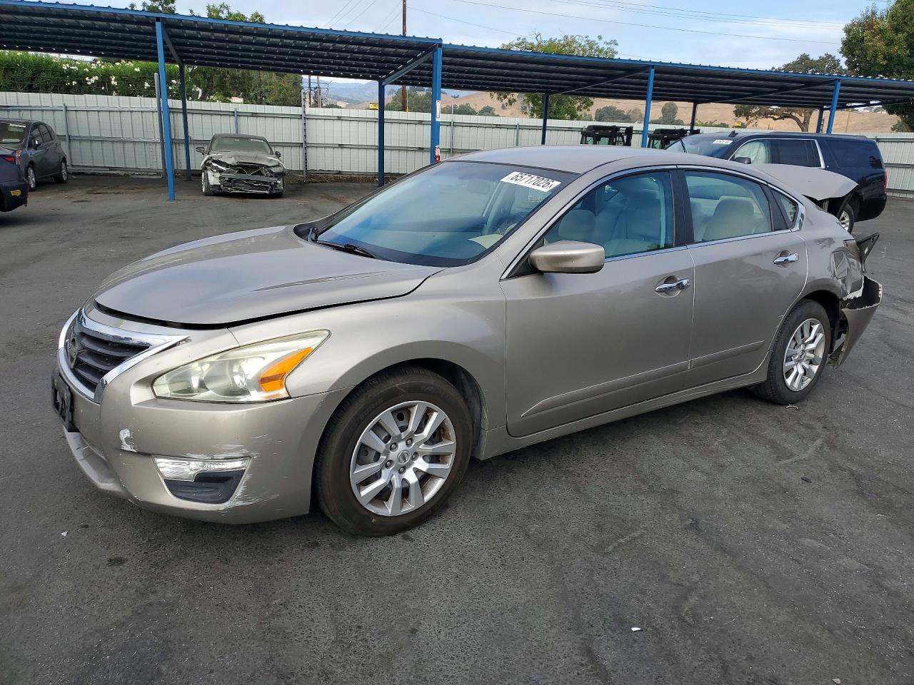 2014 Nissan Altima 2.5 Beige vin: 1N4AL3AP4EN216166