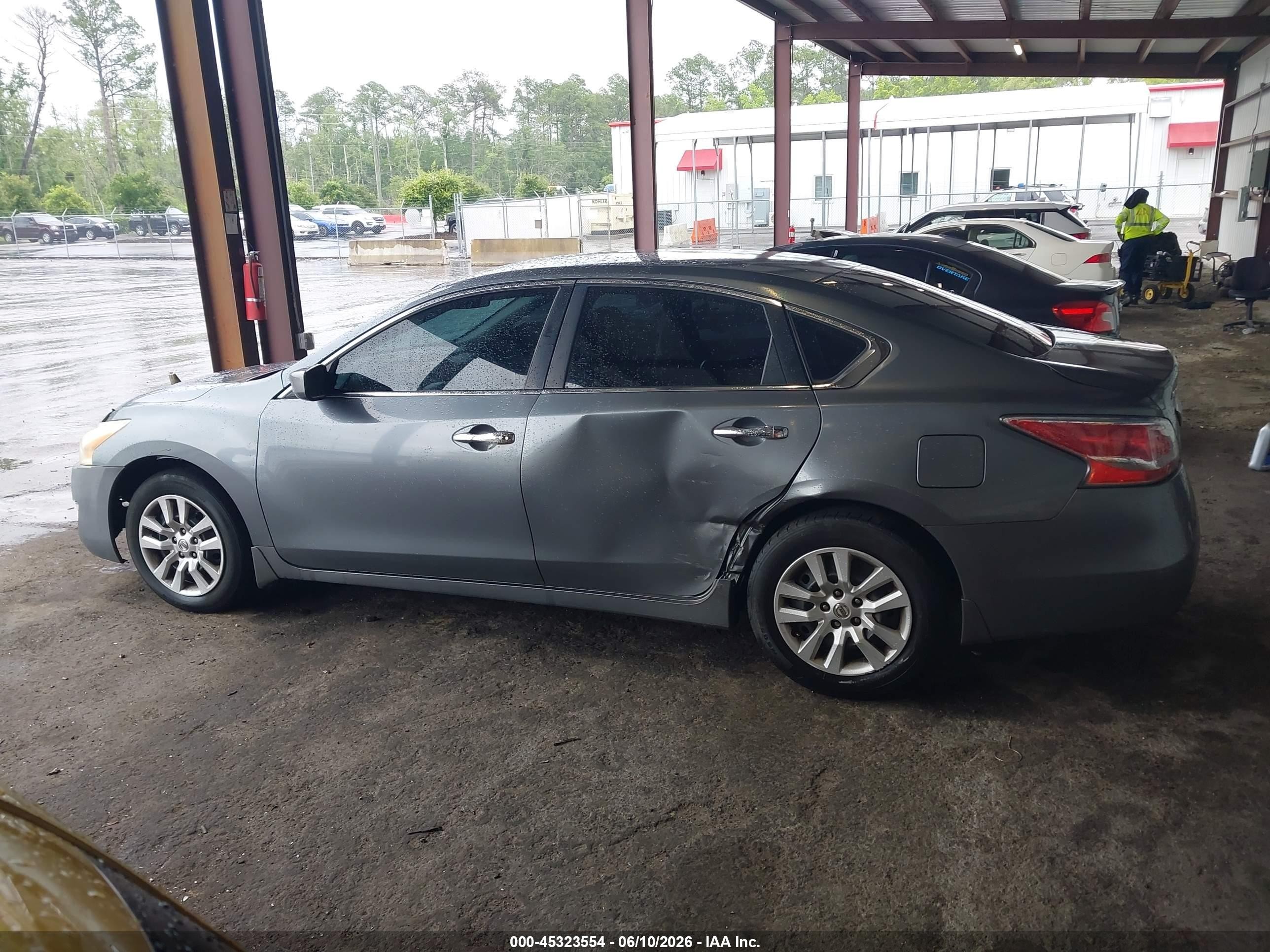 2014 Nissan Altima 2.5 S Gray vin: 1N4AL3AP4EN217656