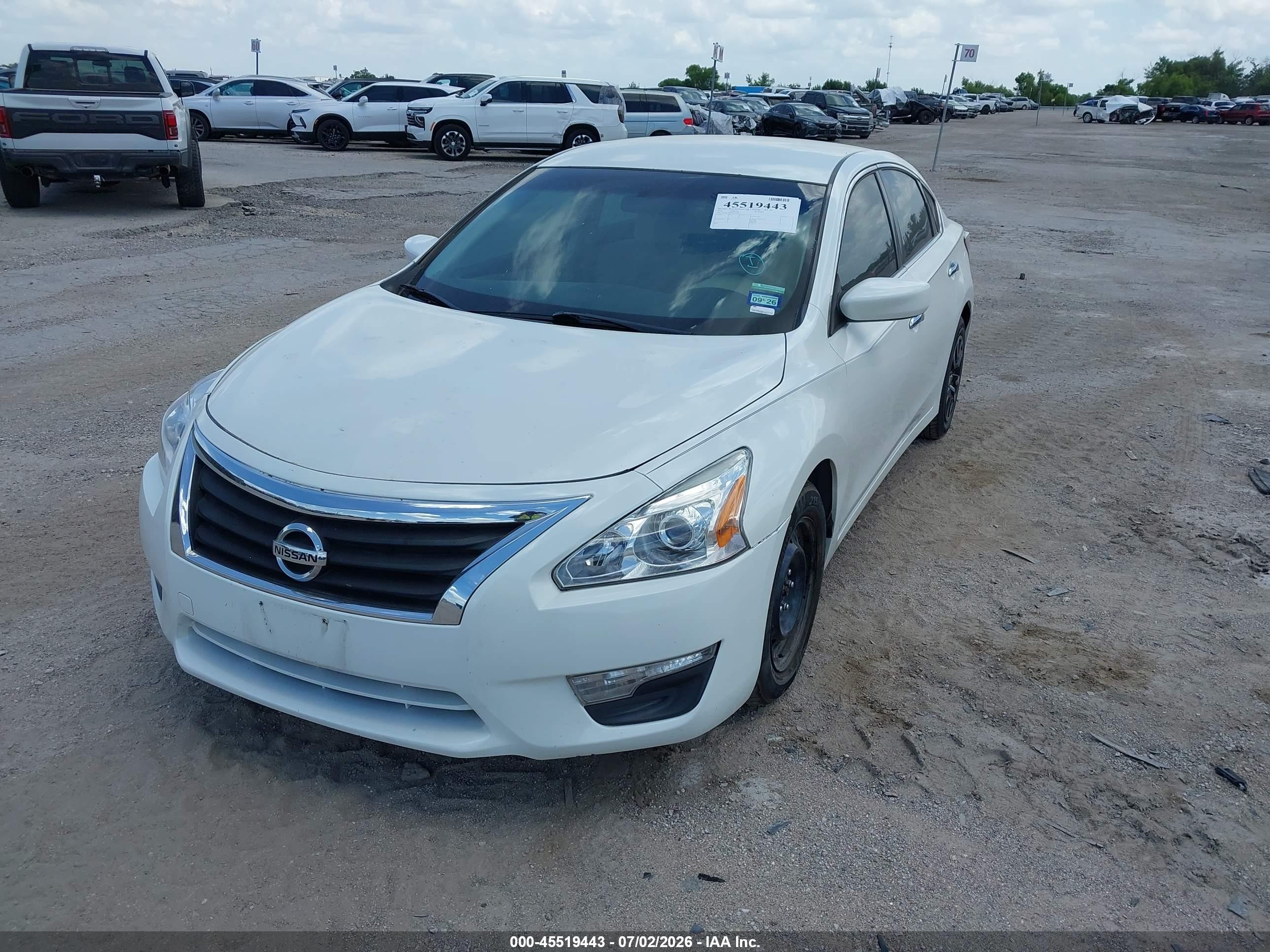 2014 Nissan Altima 2.5 S Белый vin: 1N4AL3AP4EN217981