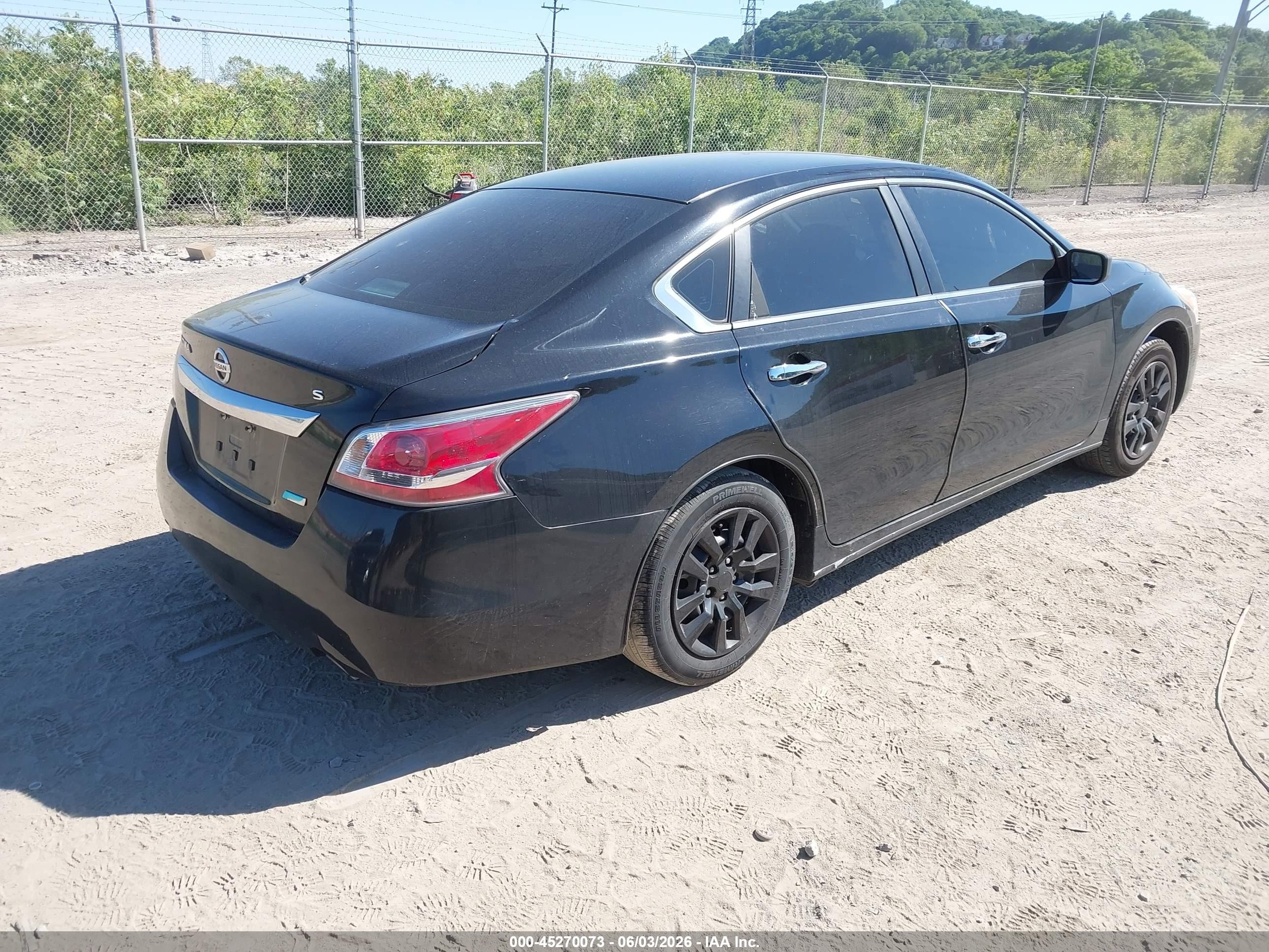 2014 Nissan Altima 2.5 S Black vin: 1N4AL3AP4EN220024