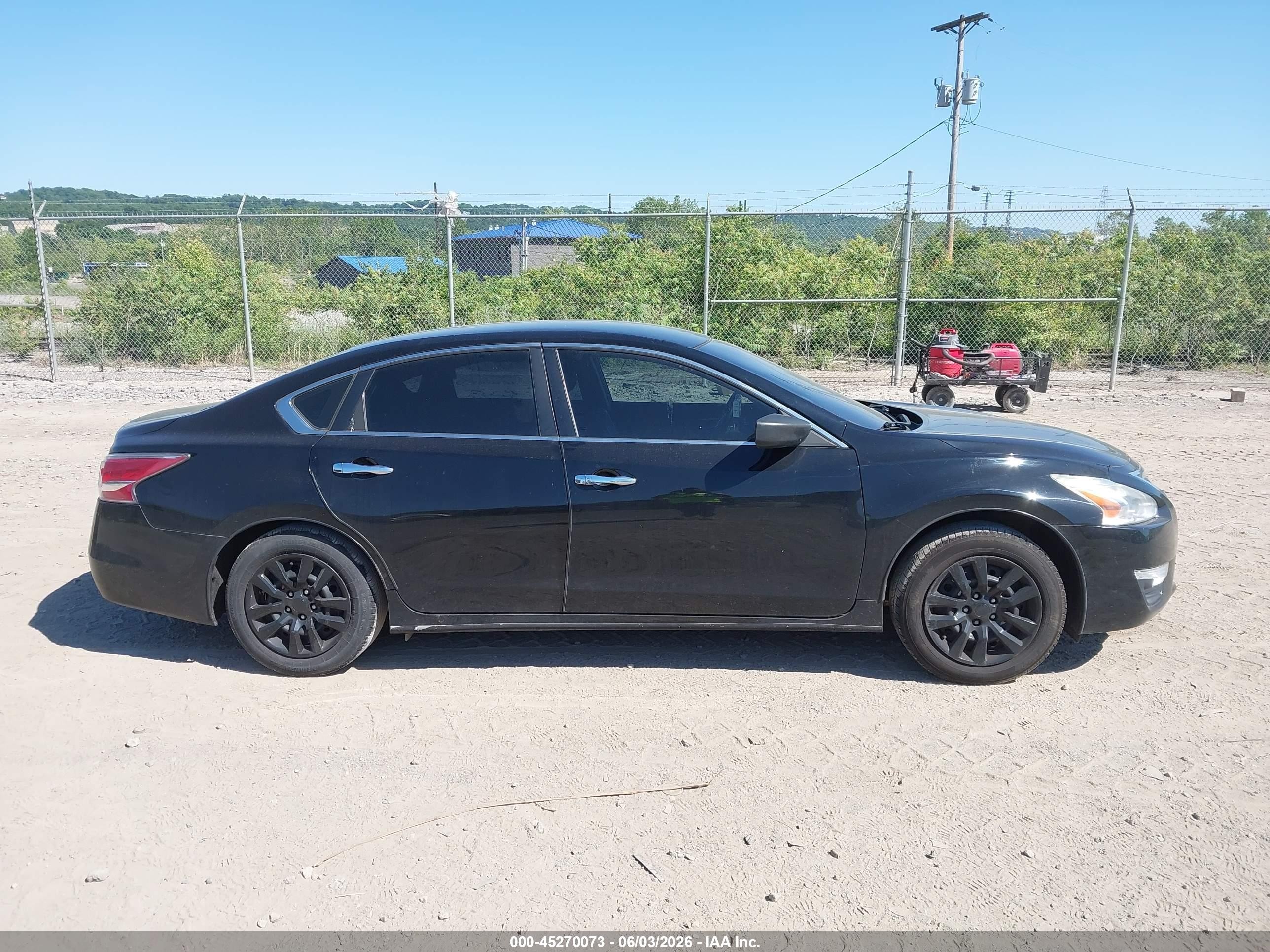 2014 Nissan Altima 2.5 S Black vin: 1N4AL3AP4EN220024